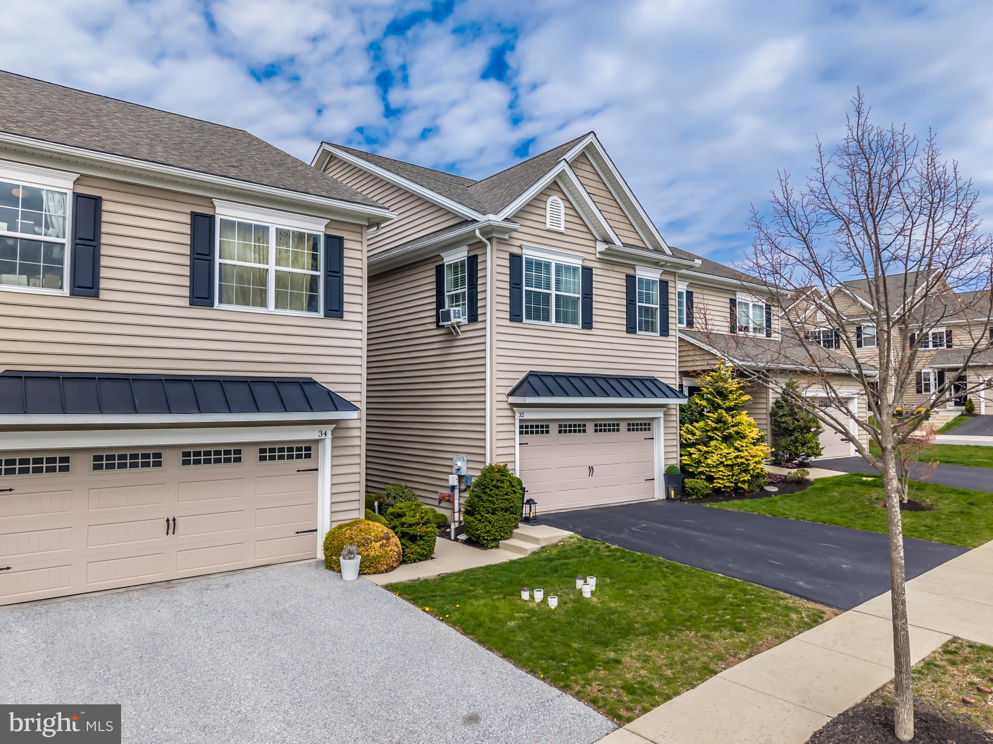 32 NEW VILLAGE GREENE DRIVE