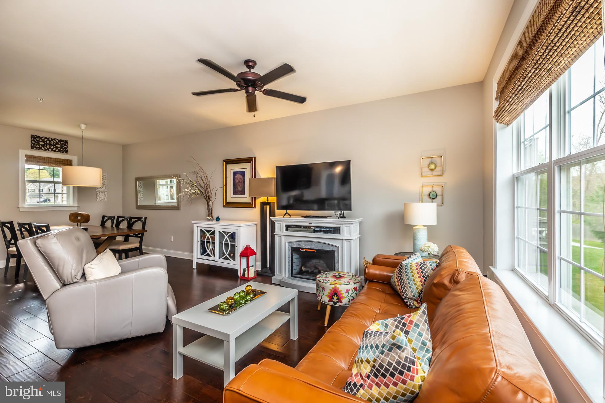 VILLAGE GREENE - Residential