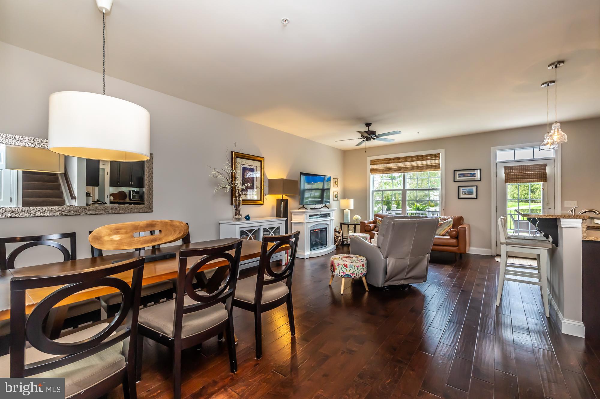 VILLAGE GREENE - Residential