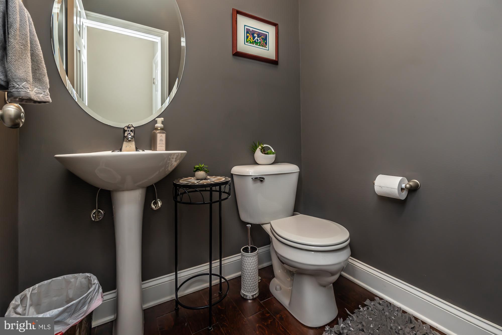 VILLAGE GREENE - Residential