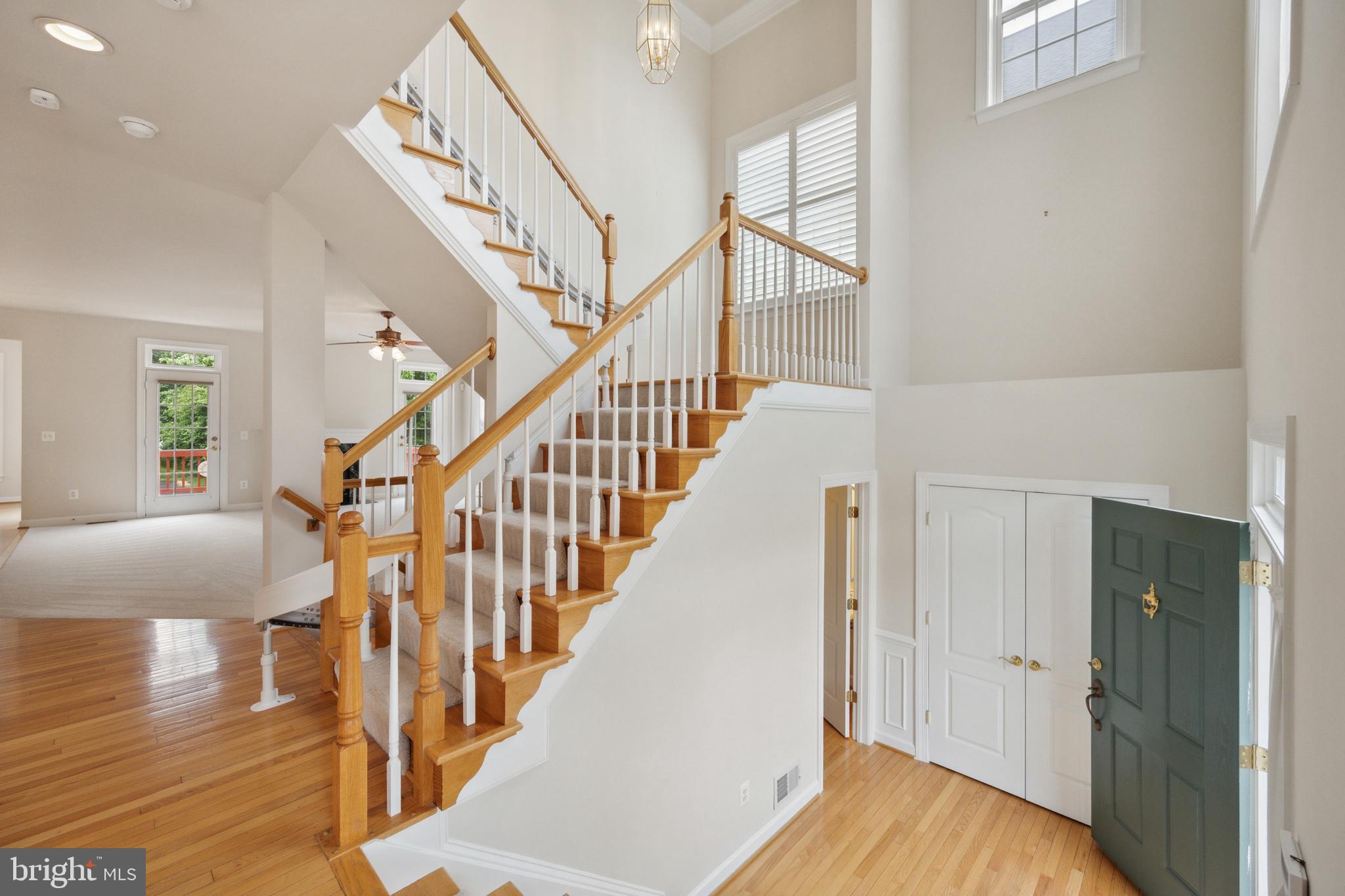 4716 COCHRAN PLACE