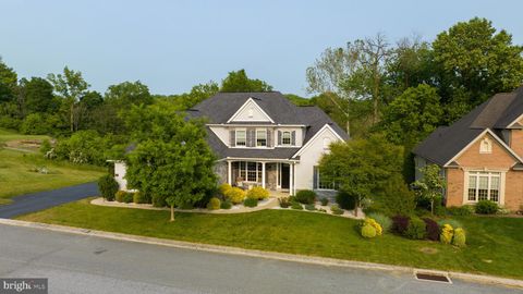 Photo of 132 STILLCREEK RD, MILLERSVILLE, PA 17551 (MLS # PALA2035506)