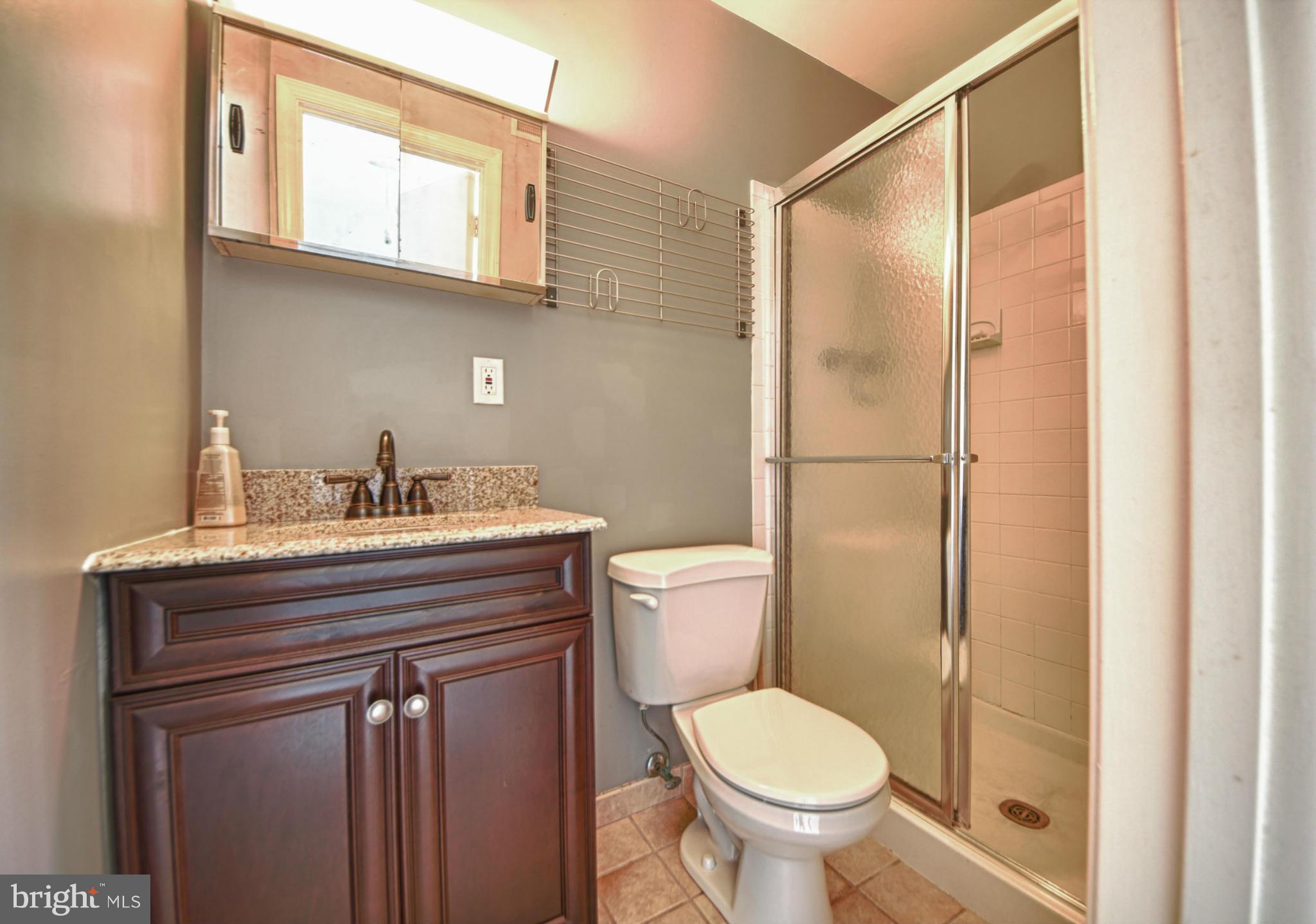 TYSONS MANOR - Residential