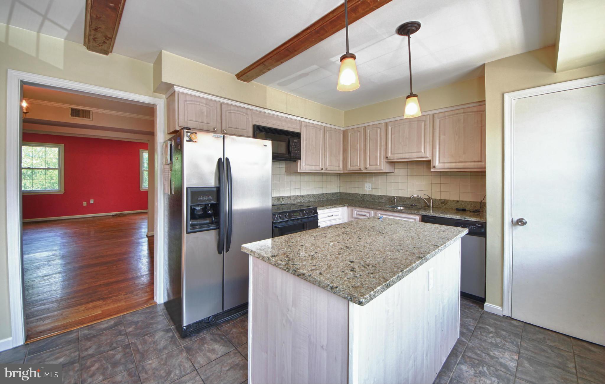 TYSONS MANOR - Residential