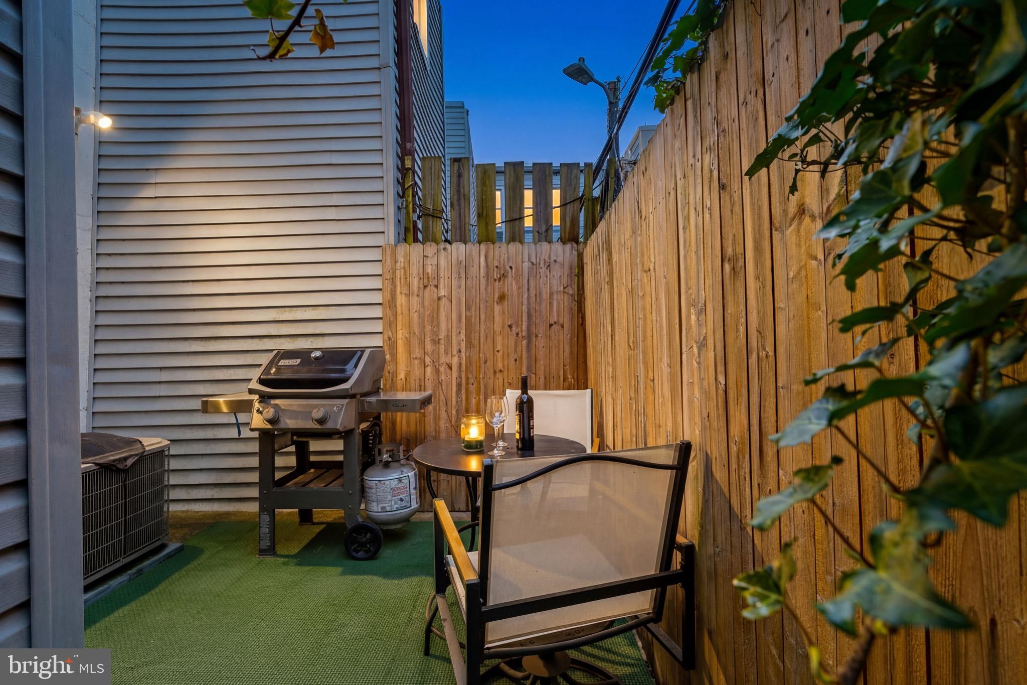 GRADUATE HOSPITAL - Residential