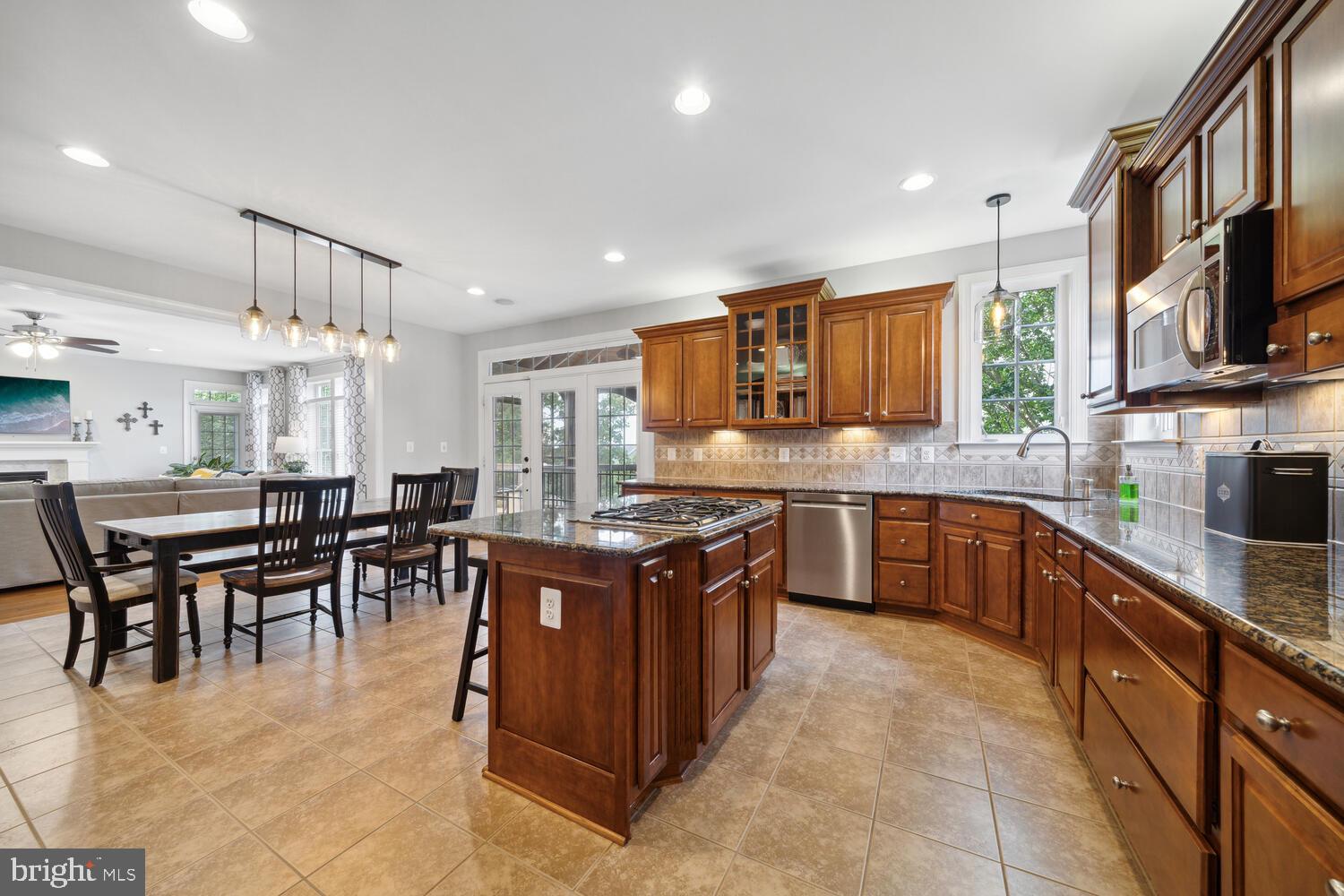 BROADLANDS SOUTH - Residential