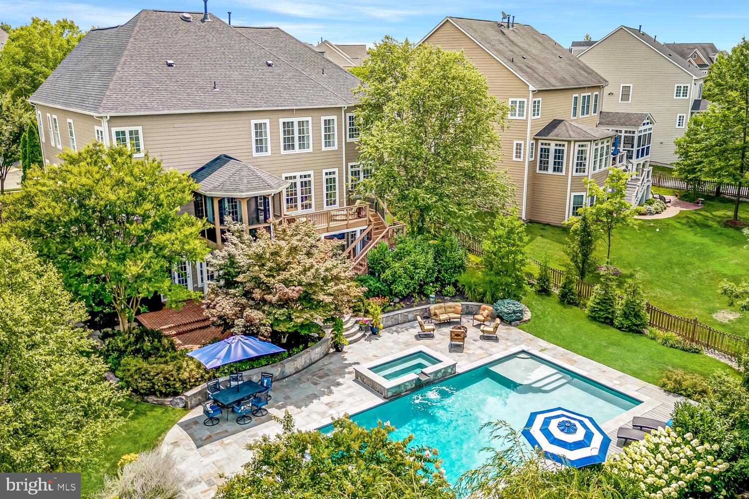 BROADLANDS SOUTH - Residential