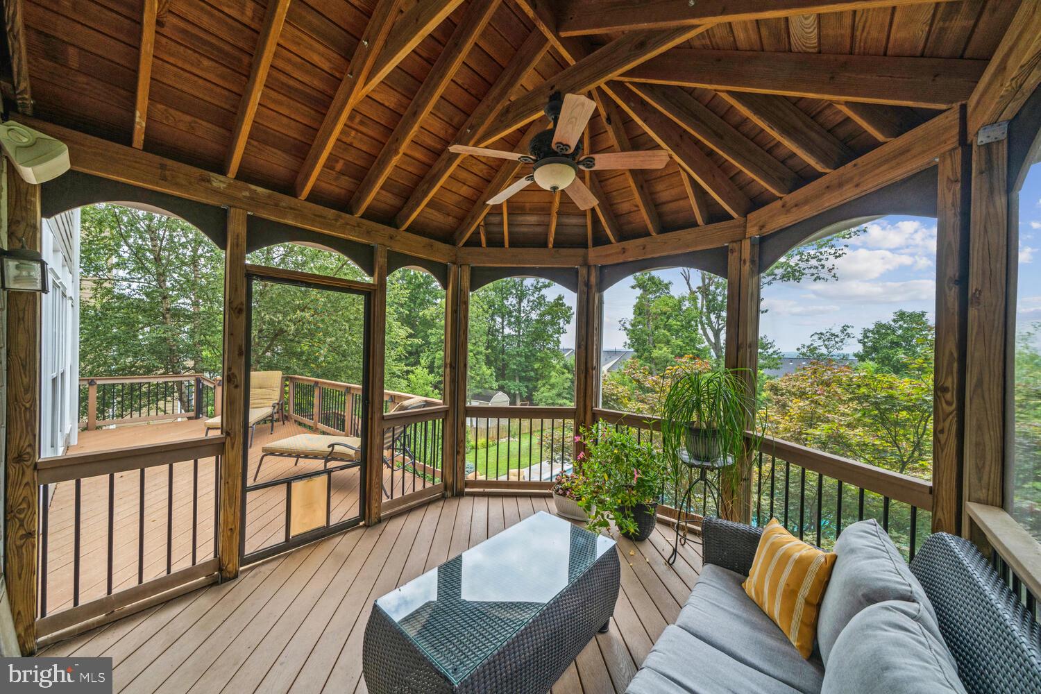 BROADLANDS SOUTH - Residential