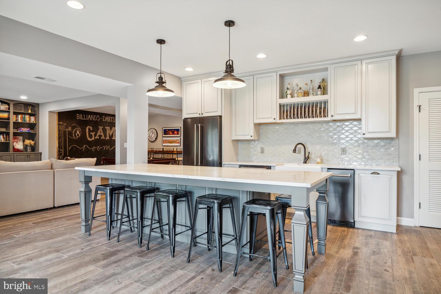 BROADLANDS SOUTH - Residential