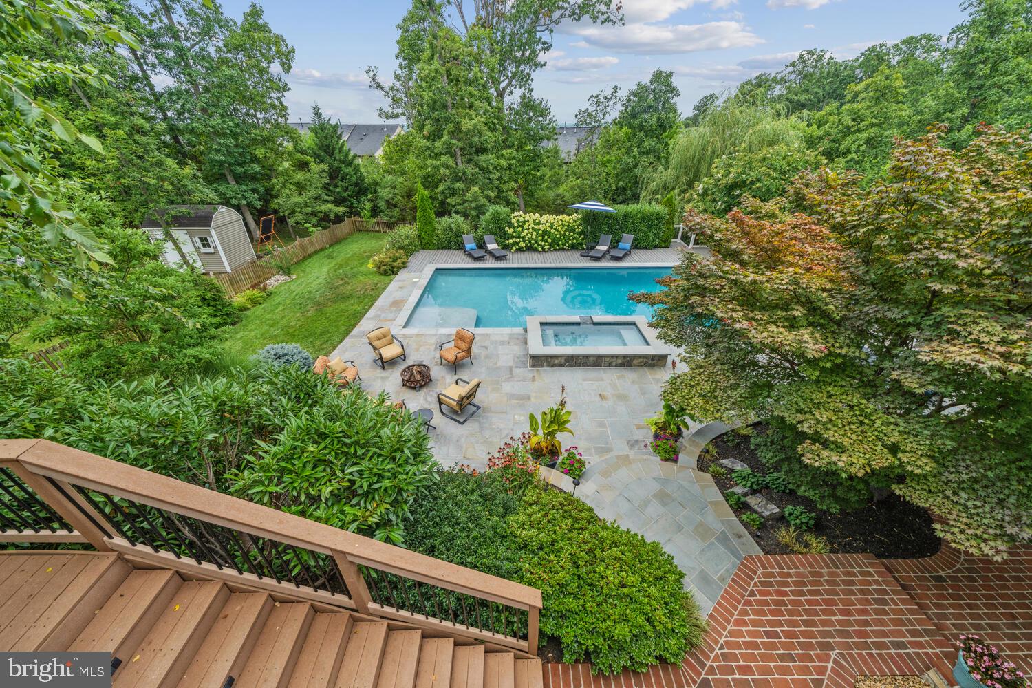 BROADLANDS SOUTH - Residential