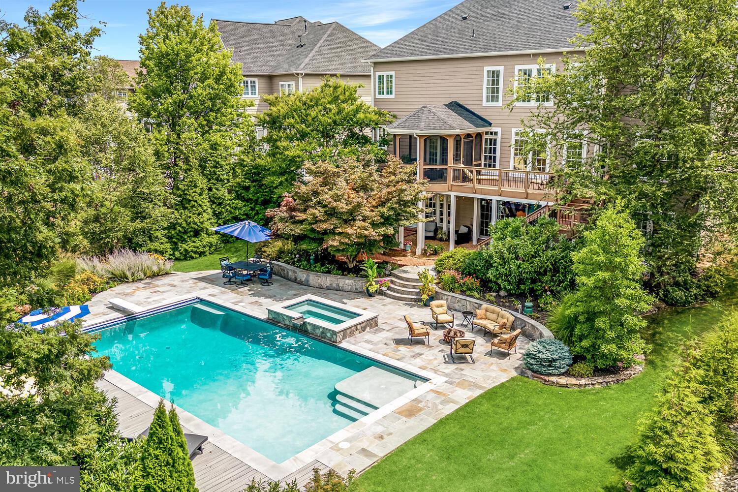 BROADLANDS SOUTH - Residential