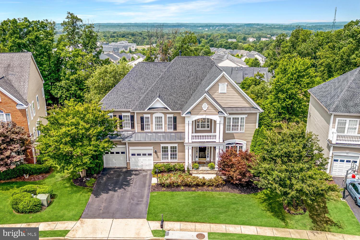 BROADLANDS SOUTH - Residential