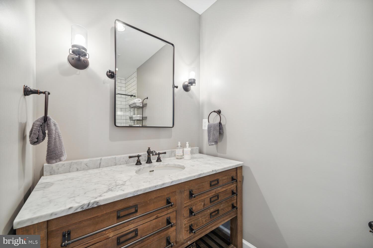 BROADLANDS SOUTH - Residential