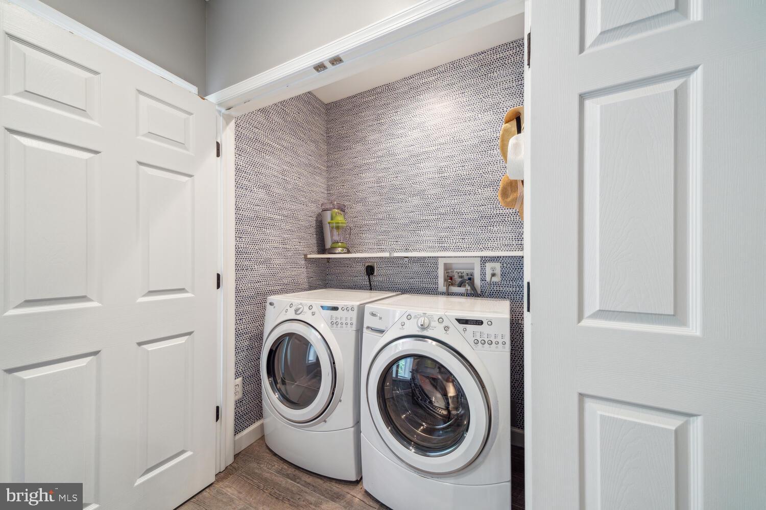 BROADLANDS SOUTH - Residential