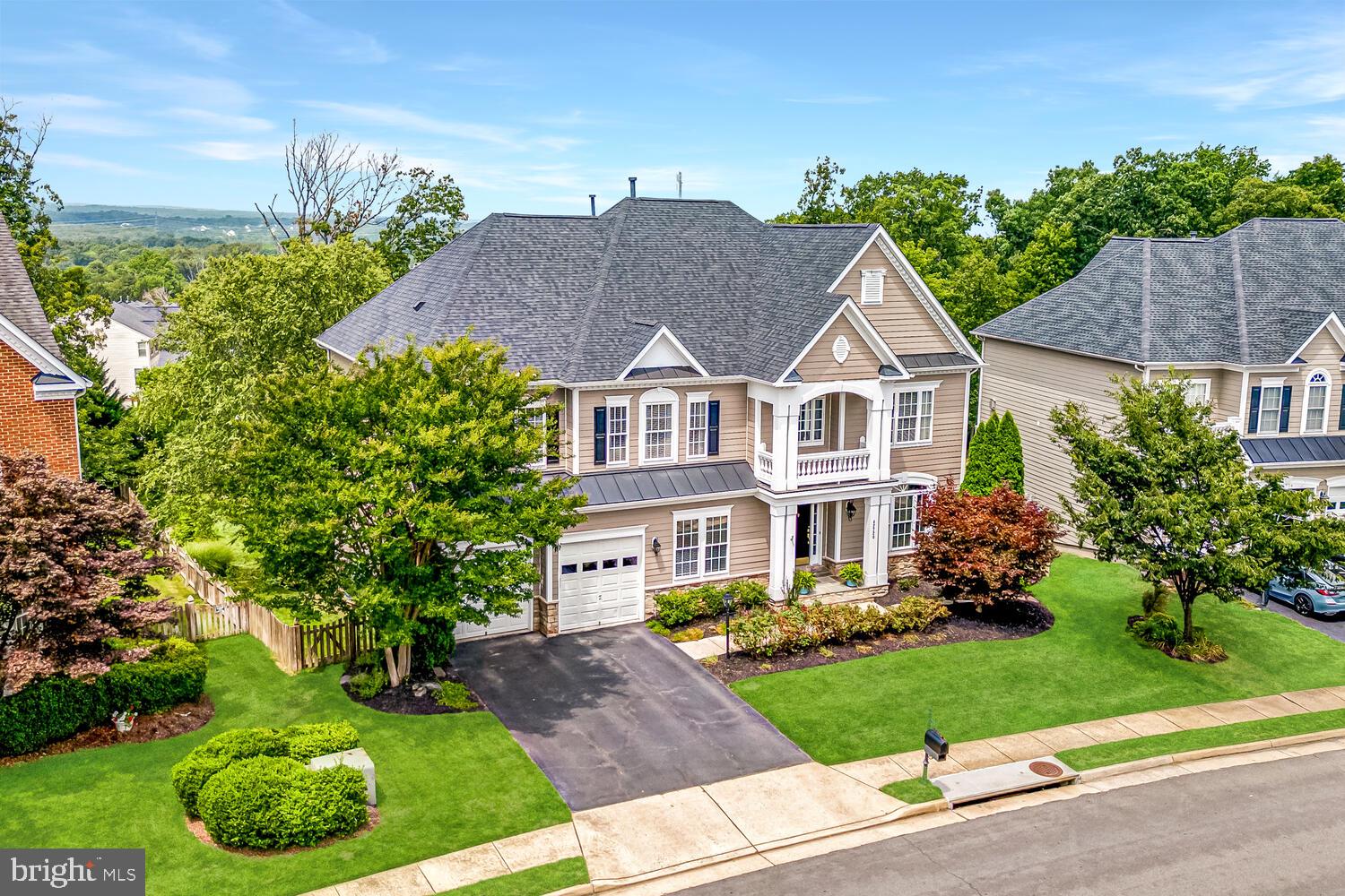 BROADLANDS SOUTH - Residential