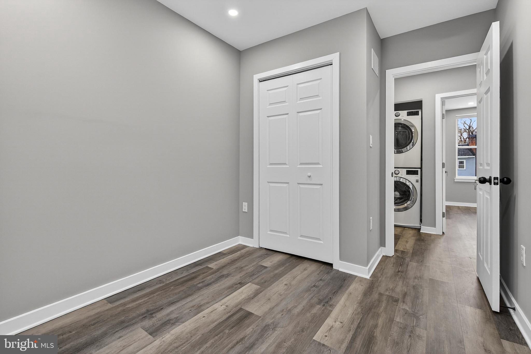 WINCHESTER - Residential