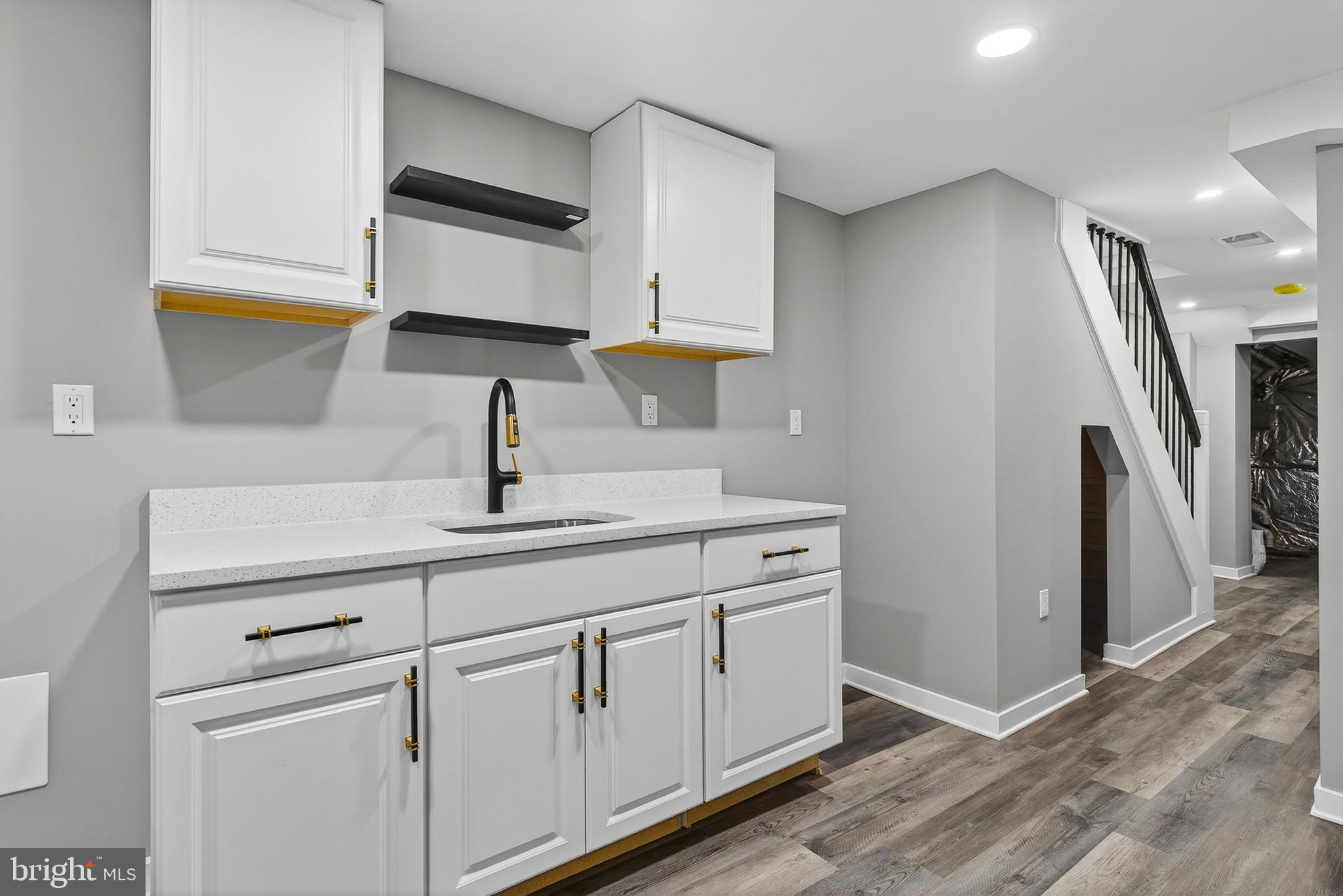 WINCHESTER - Residential