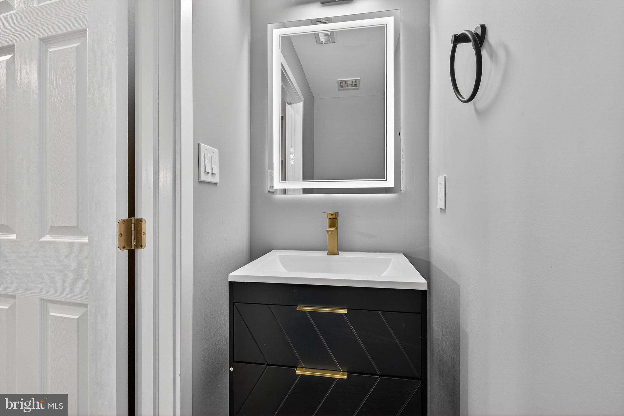 WINCHESTER - Residential