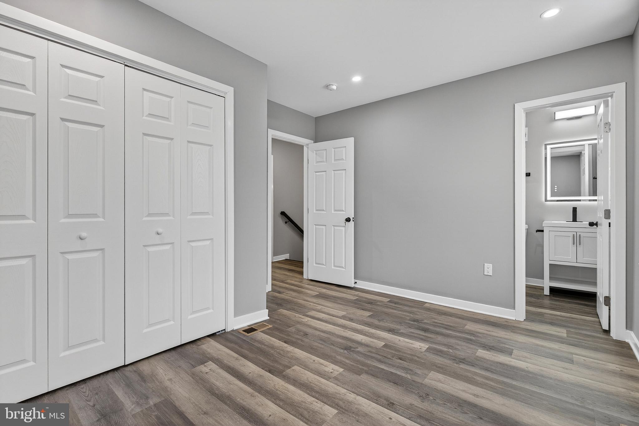 WINCHESTER - Residential