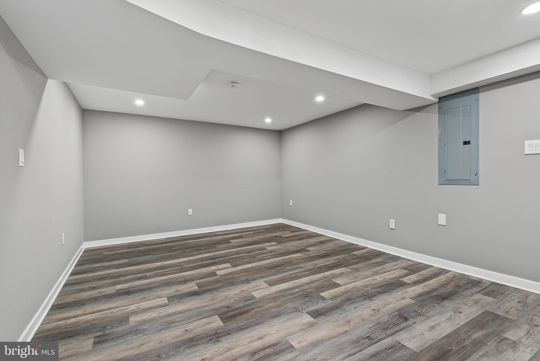 WINCHESTER - Residential