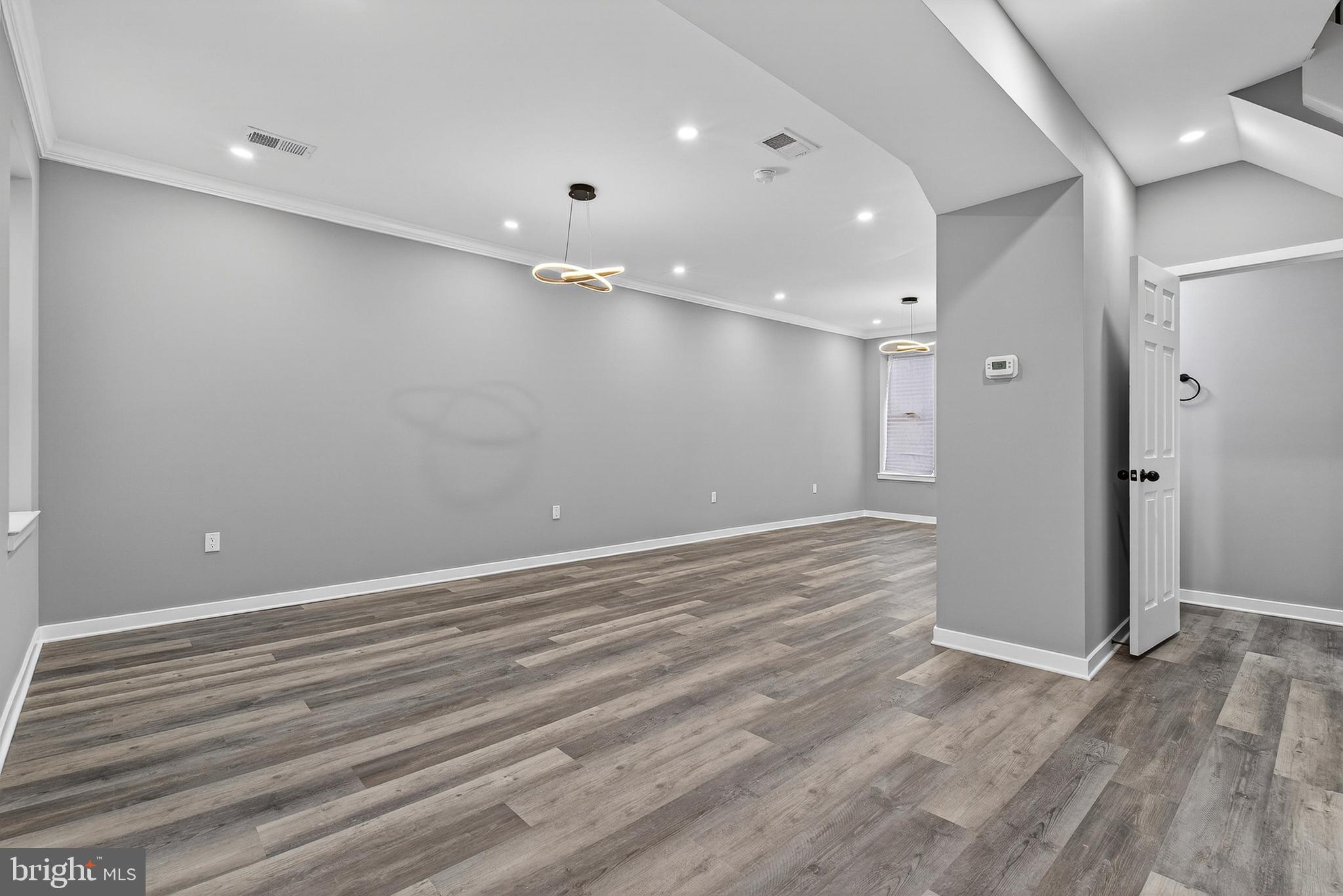 WINCHESTER - Residential