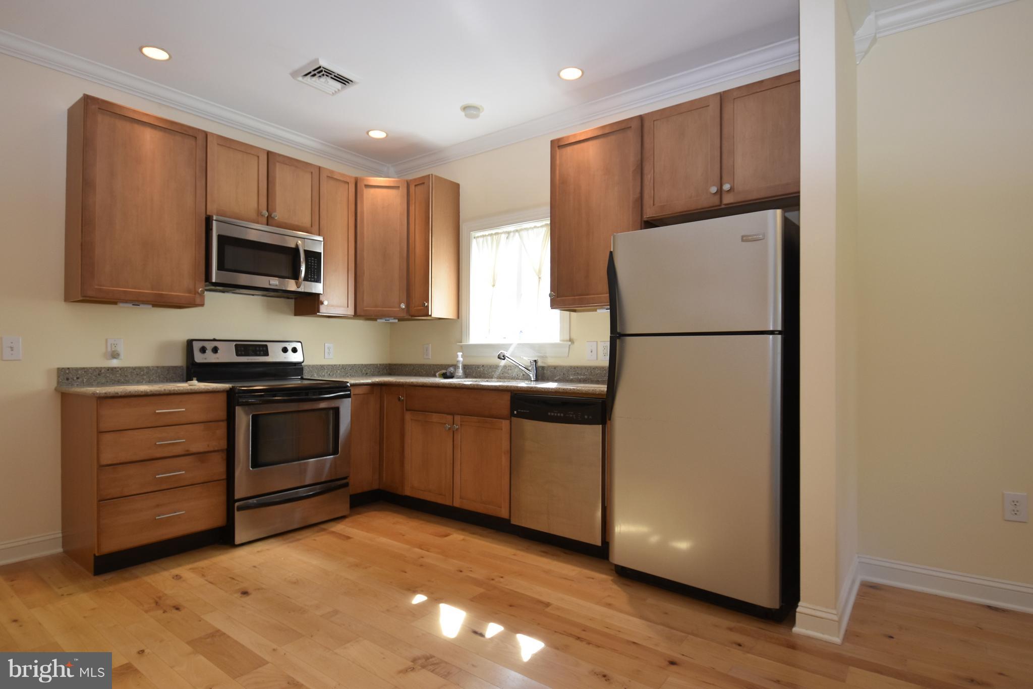 10493 MIRACLE HOUSE CIRCLE