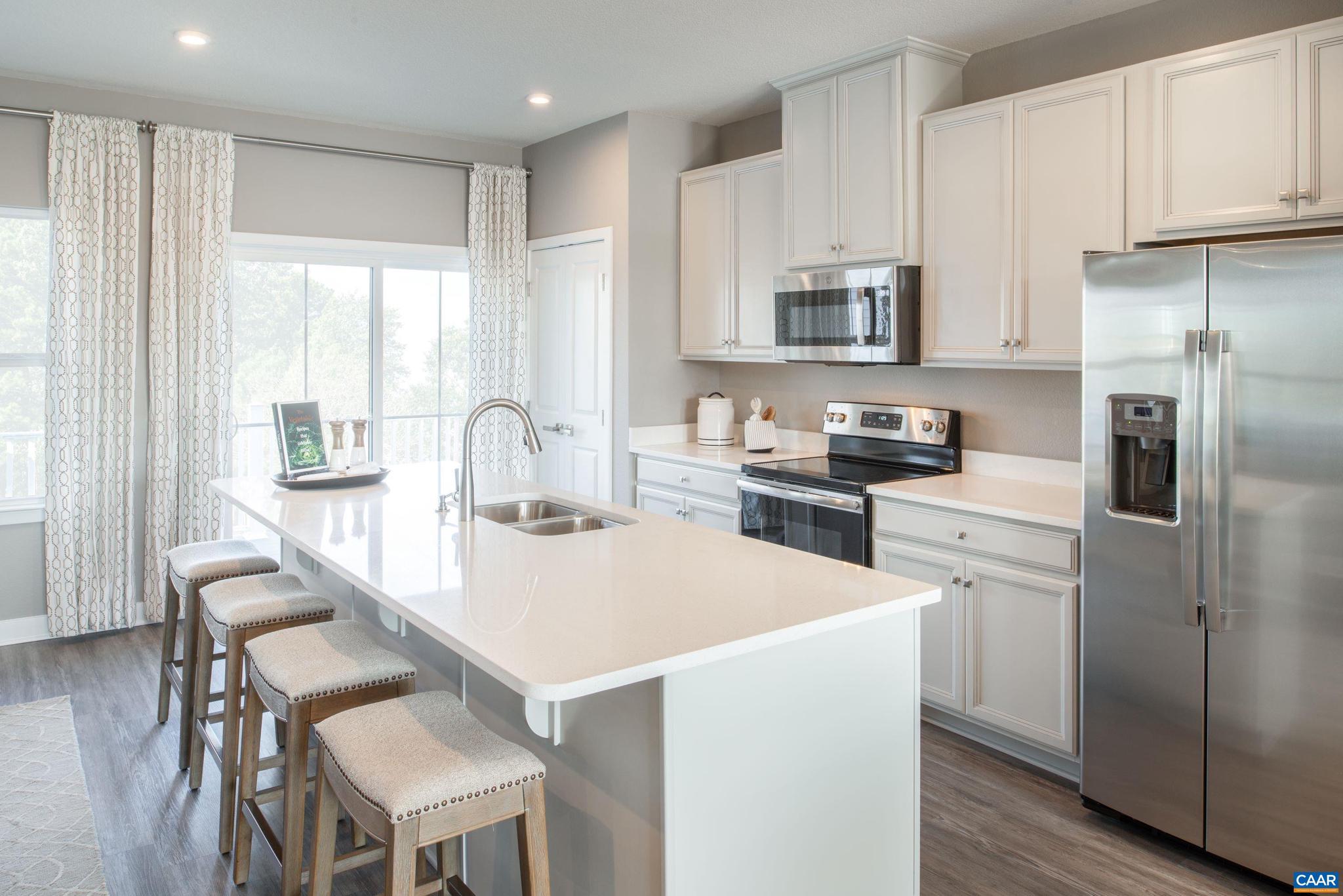 HOLLYMEAD TOWN CENTER - Residential