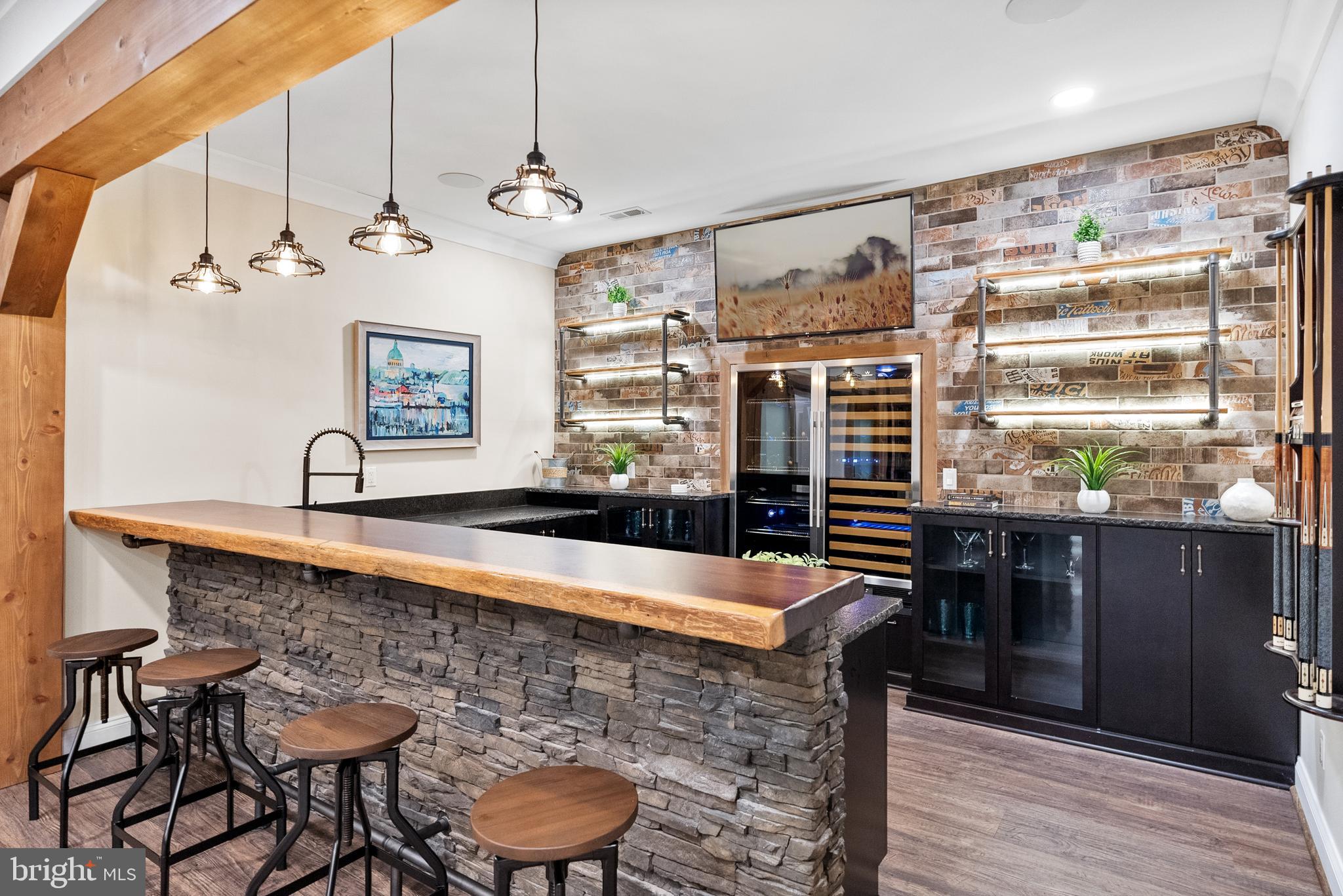 SEVERN FOREST - Residential Lease