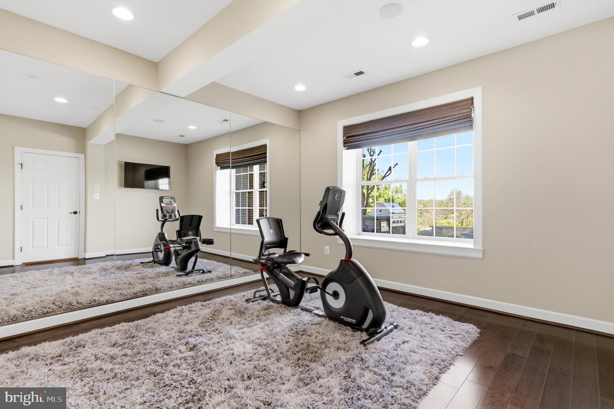 GLENBROOK - Residential