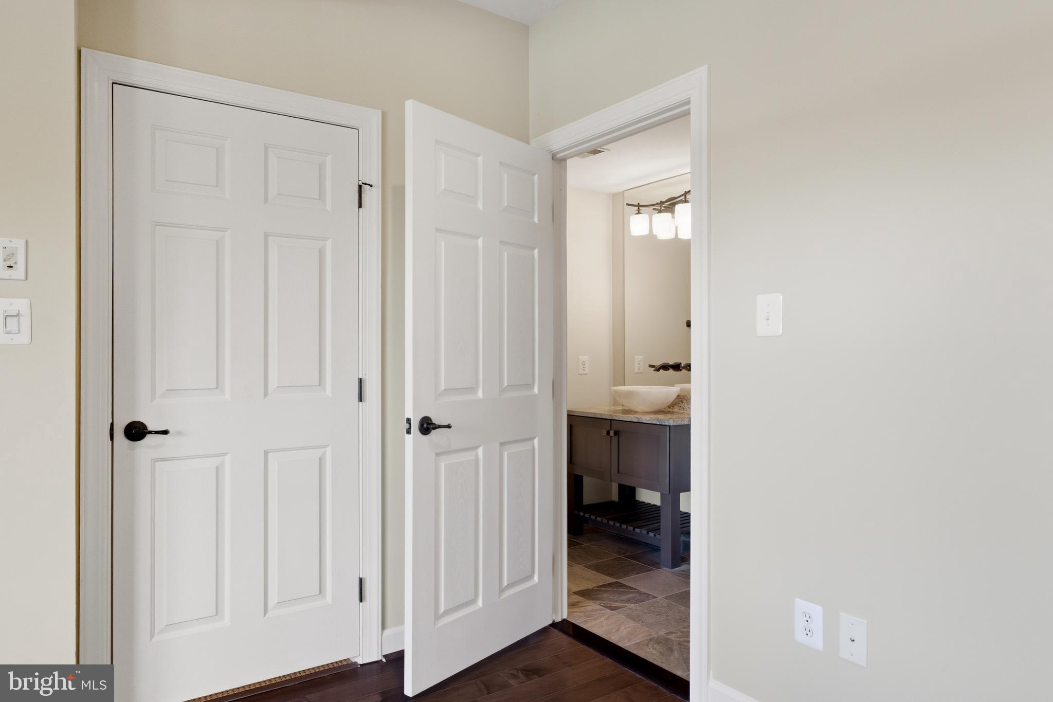 GLENBROOK - Residential