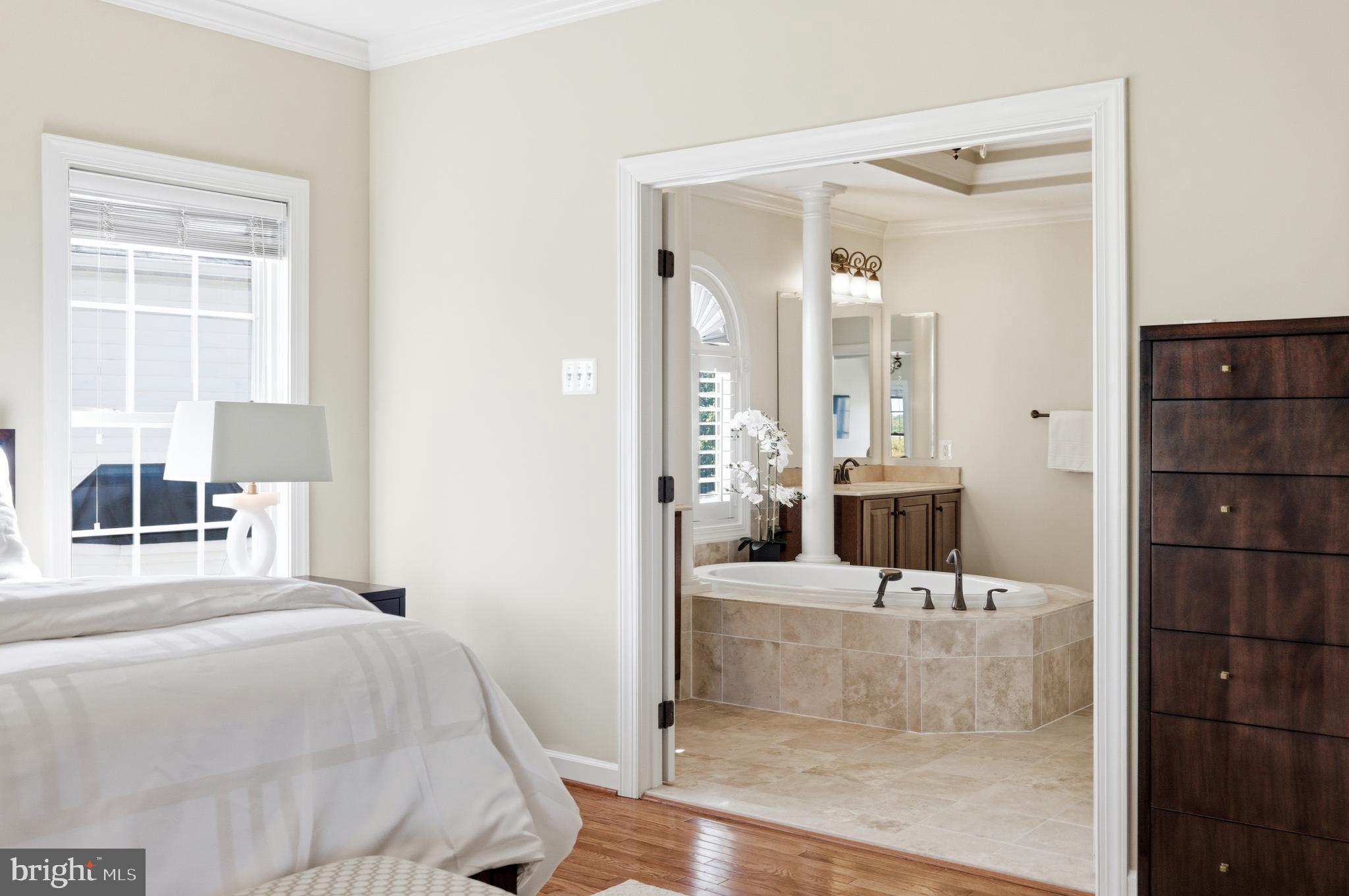 GLENBROOK - Residential