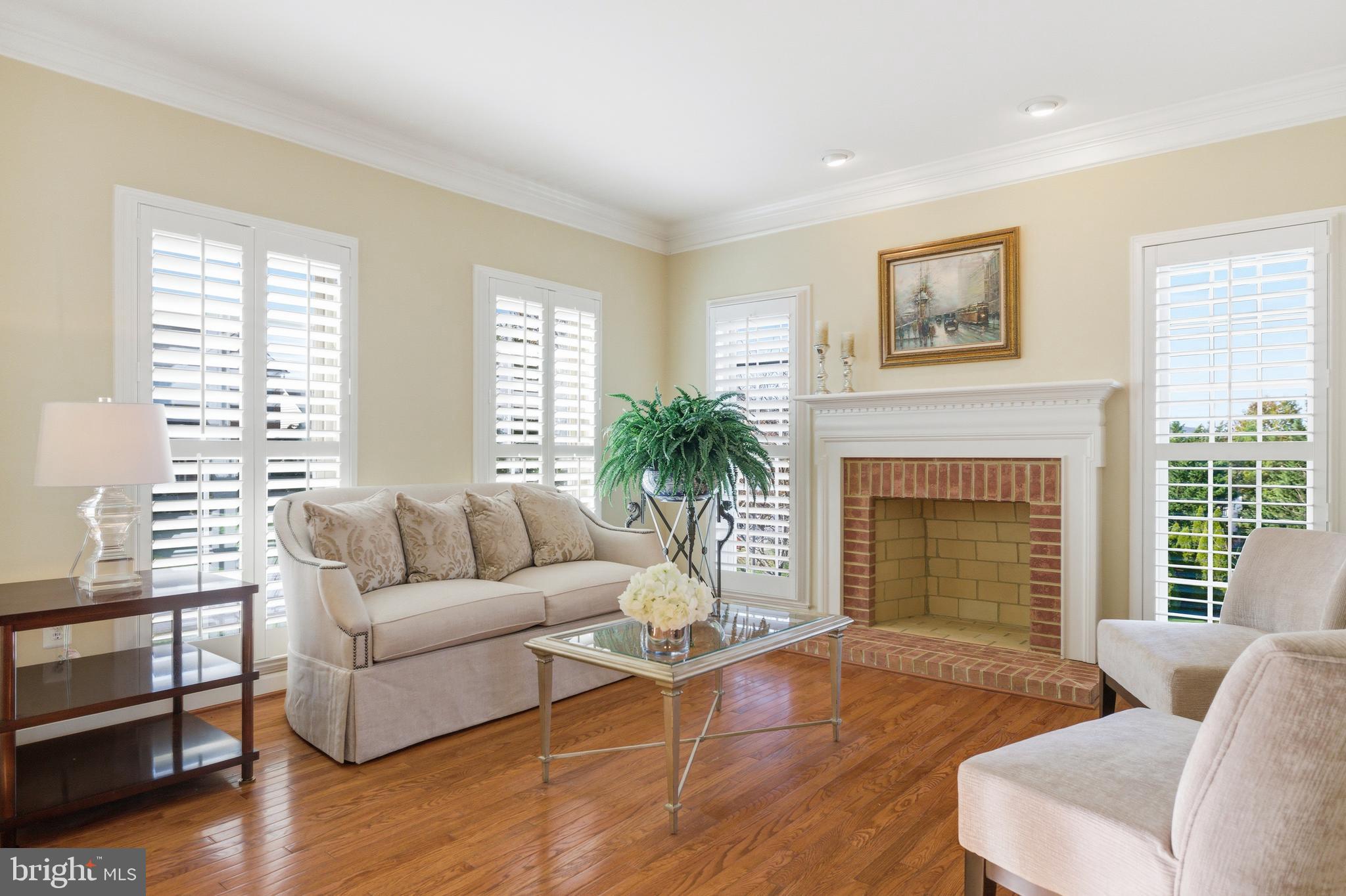 GLENBROOK - Residential