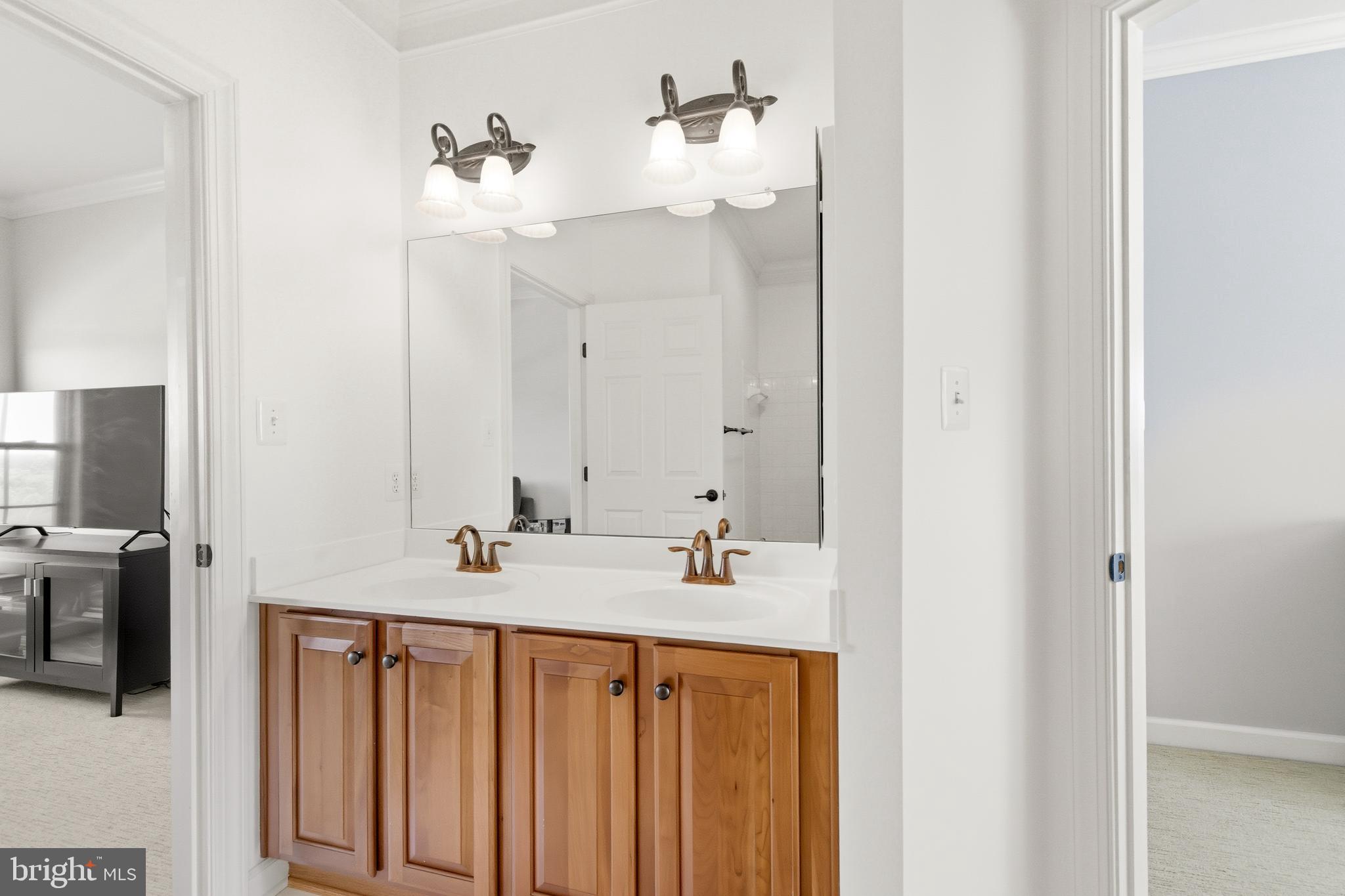 GLENBROOK - Residential