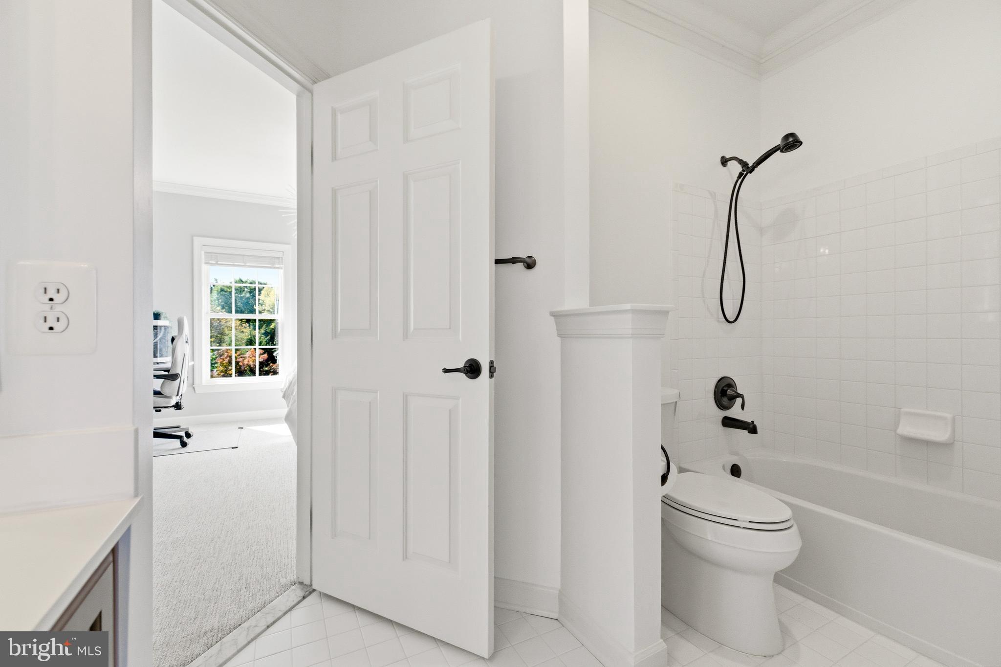 GLENBROOK - Residential