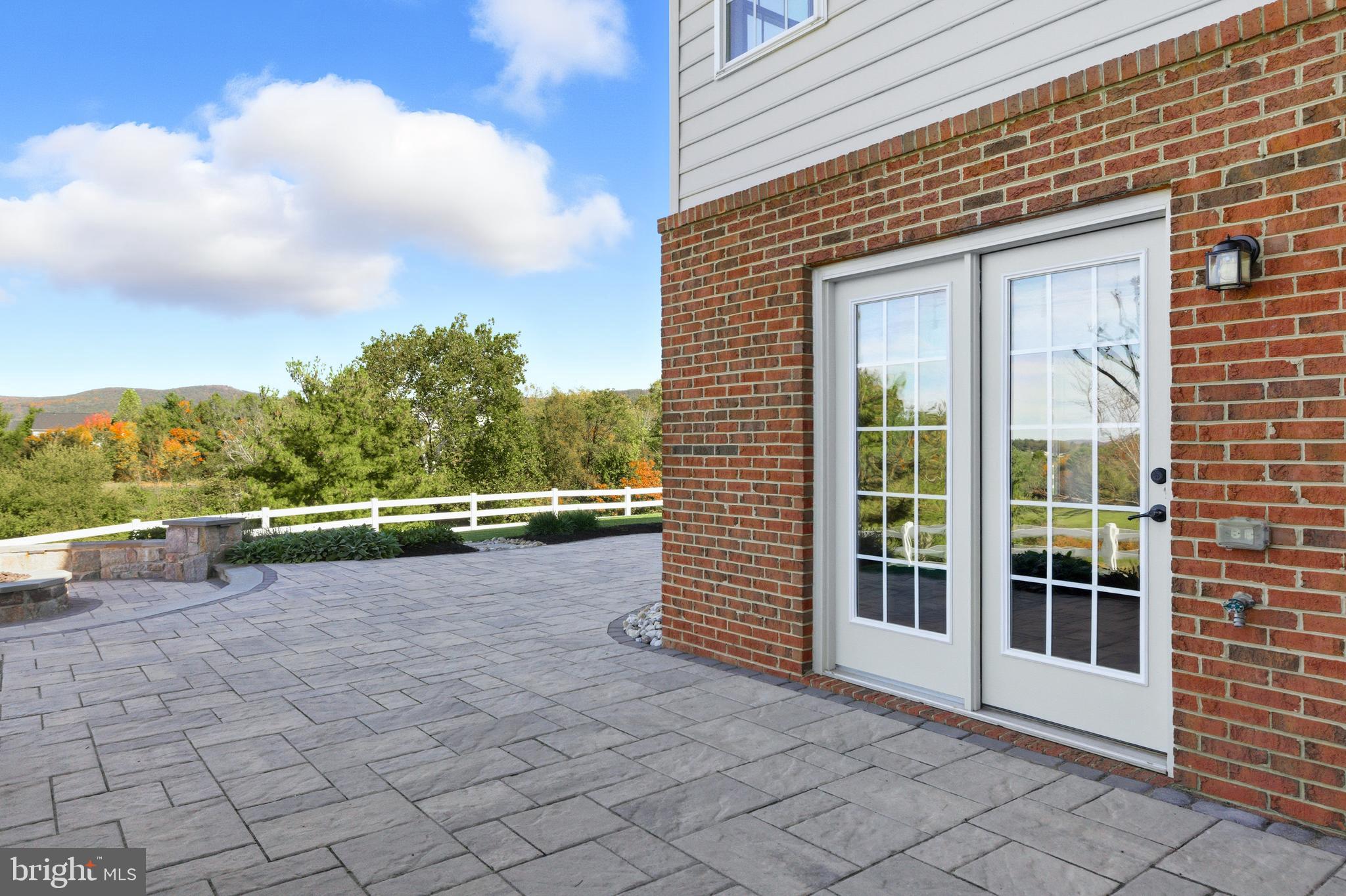 GLENBROOK - Residential