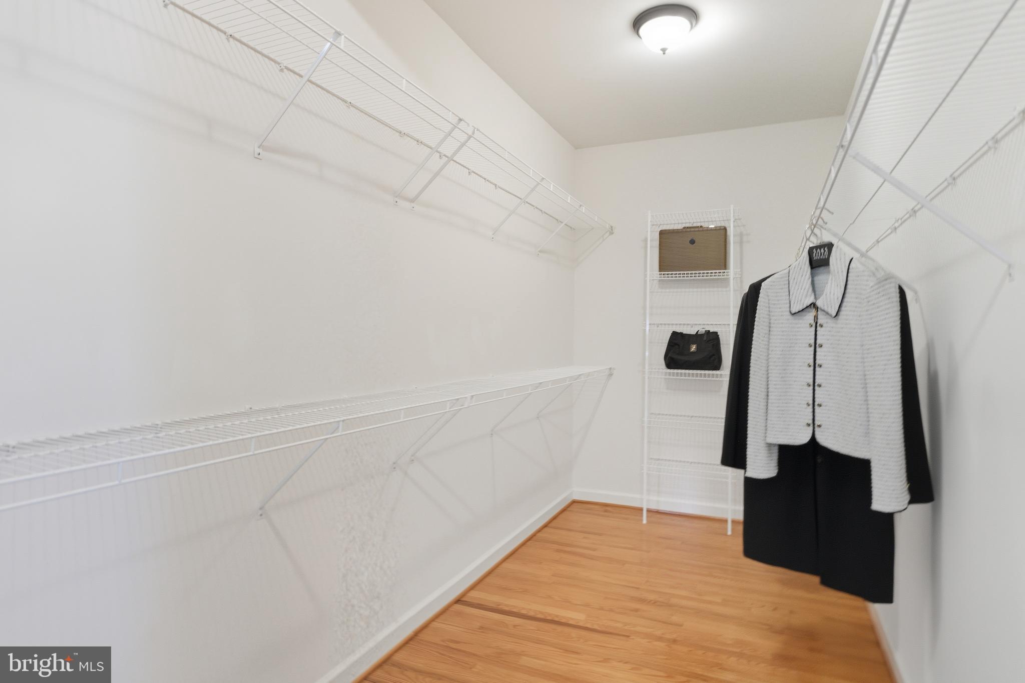 GLENBROOK - Residential