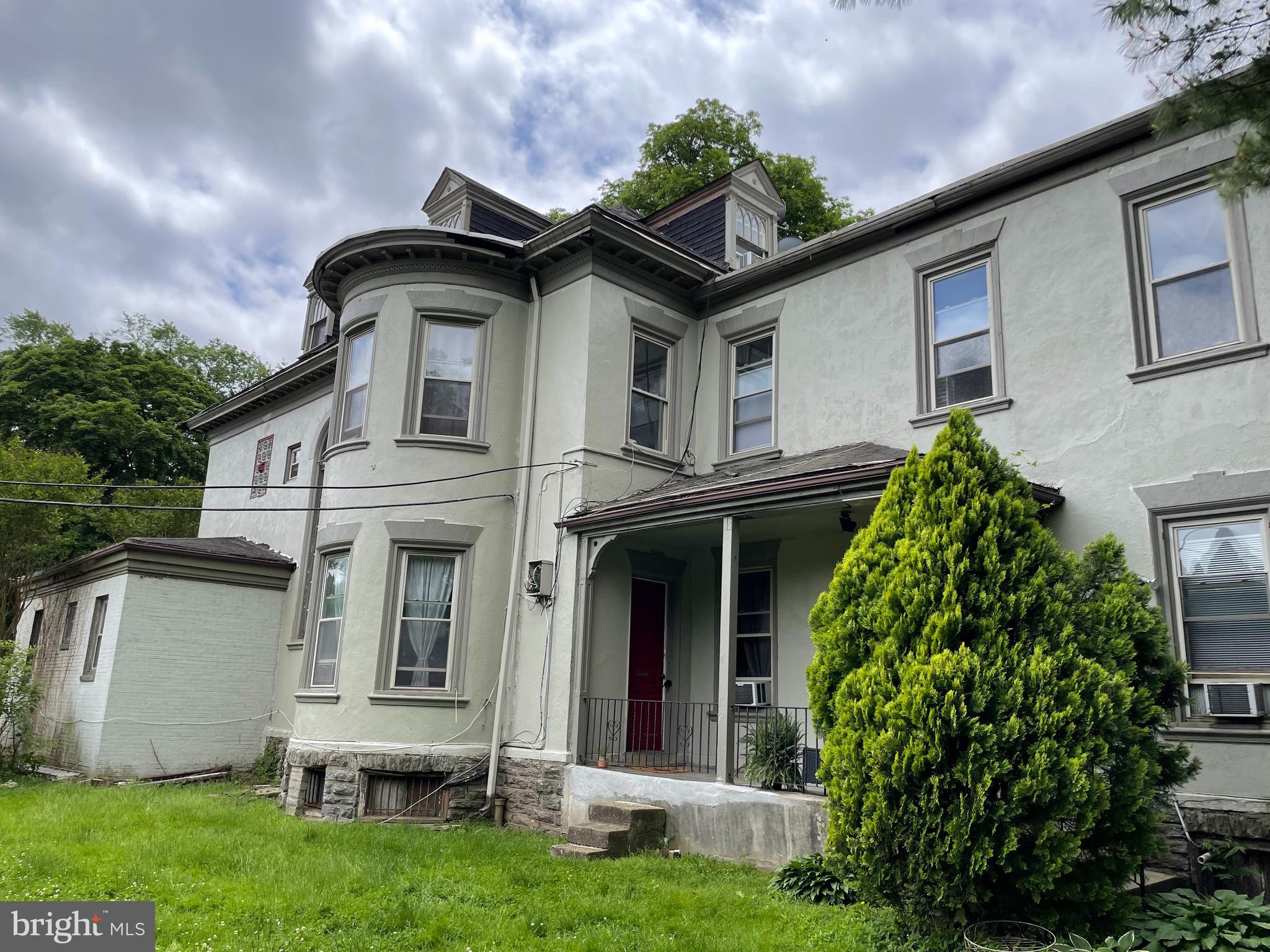 GERMANTOWN - Commercial Sale