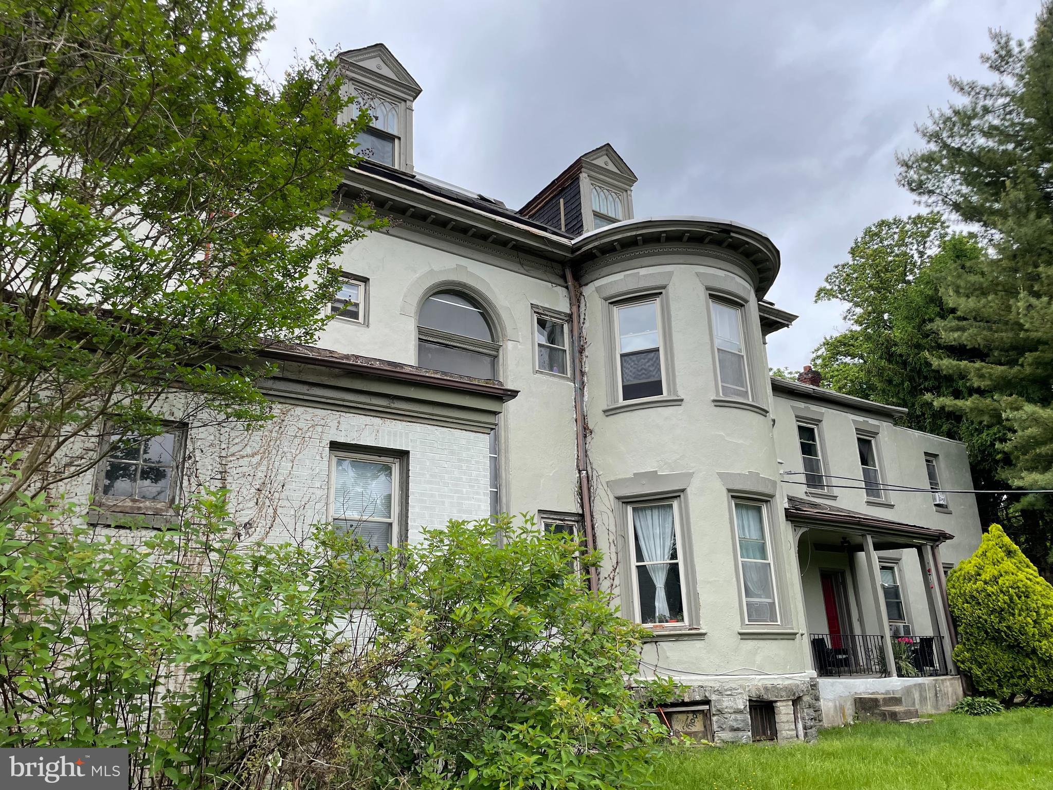 GERMANTOWN - Commercial Sale