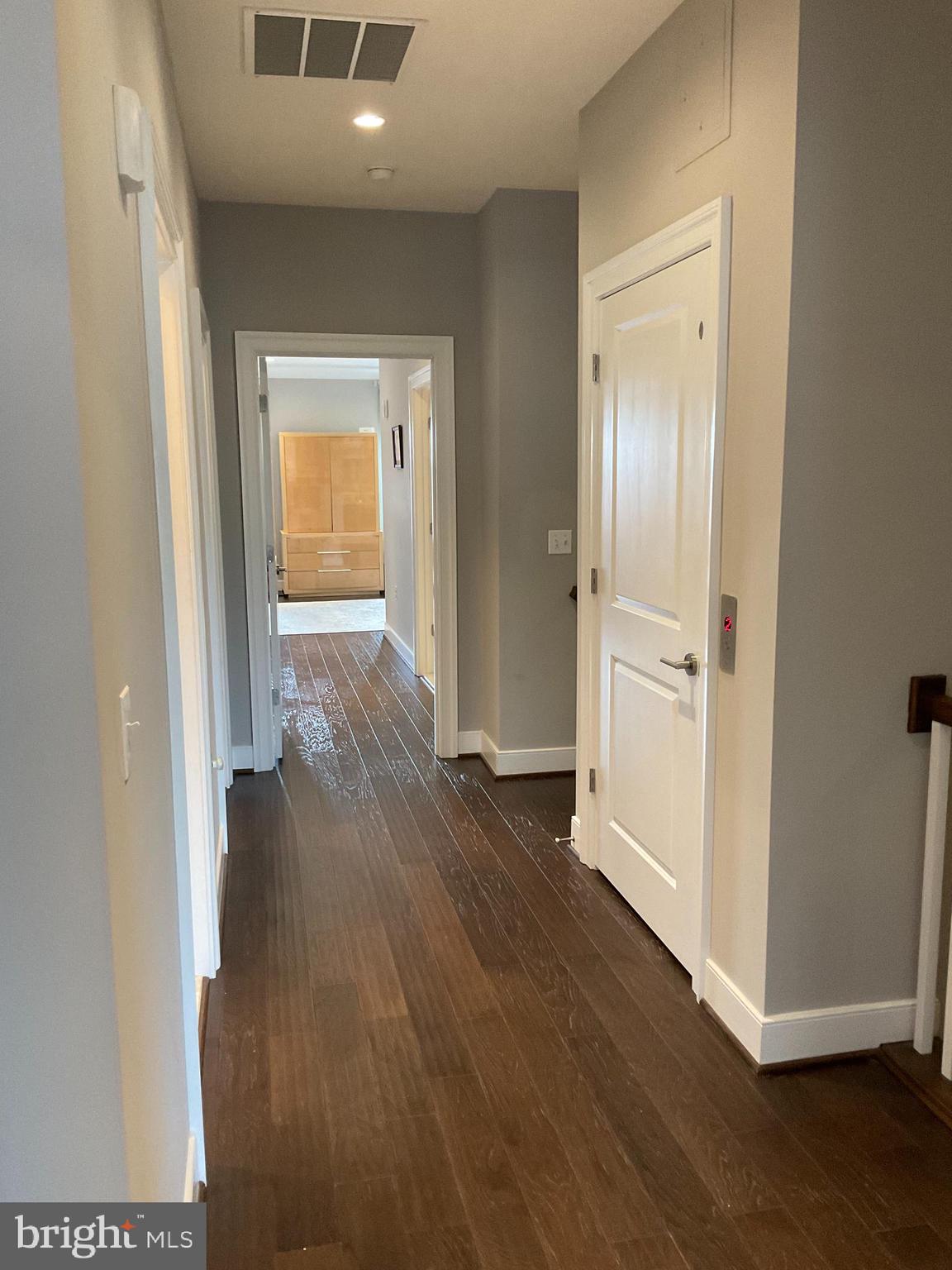 LANSDOWNE TOWN CENTER - Residential Lease