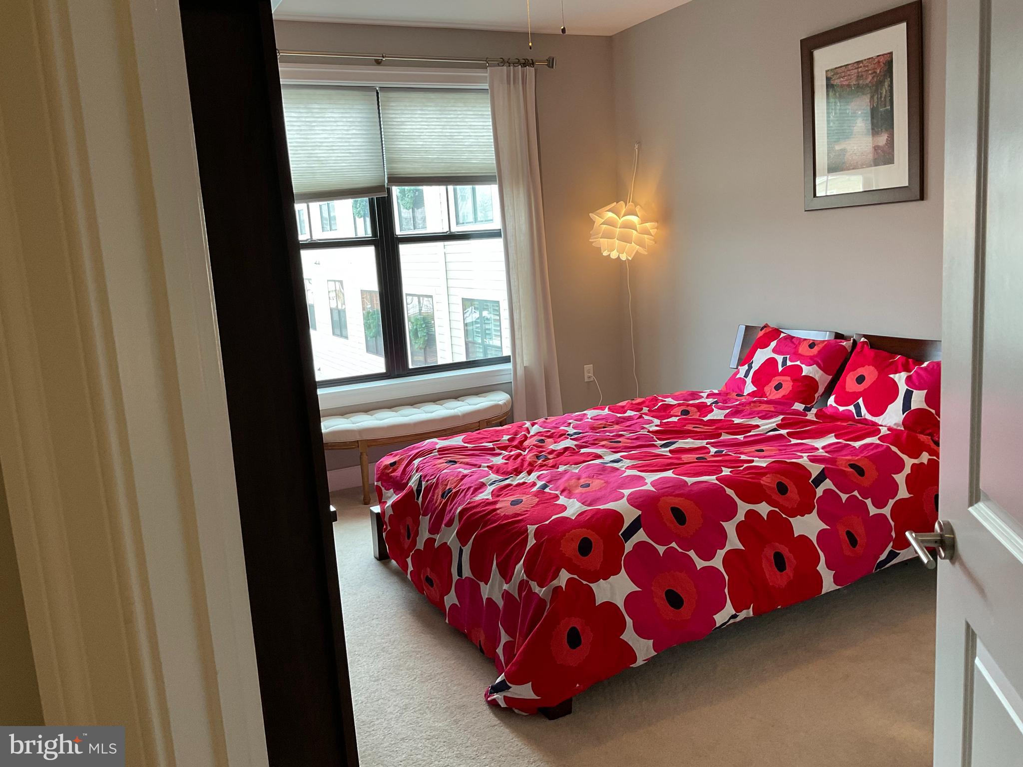 LANSDOWNE TOWN CENTER - Residential Lease