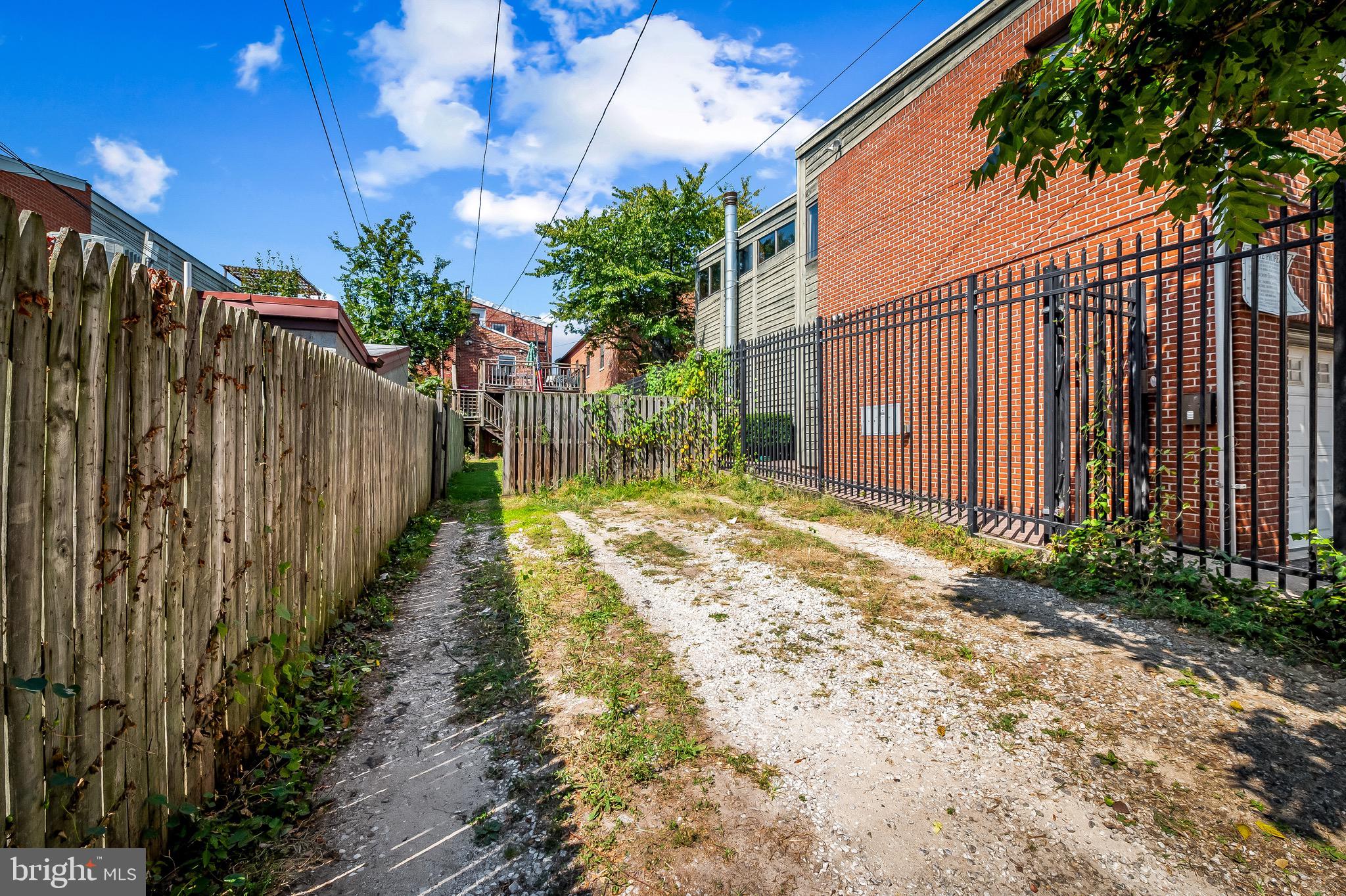 RIDGELY'S DELIGHT - Residential Lease