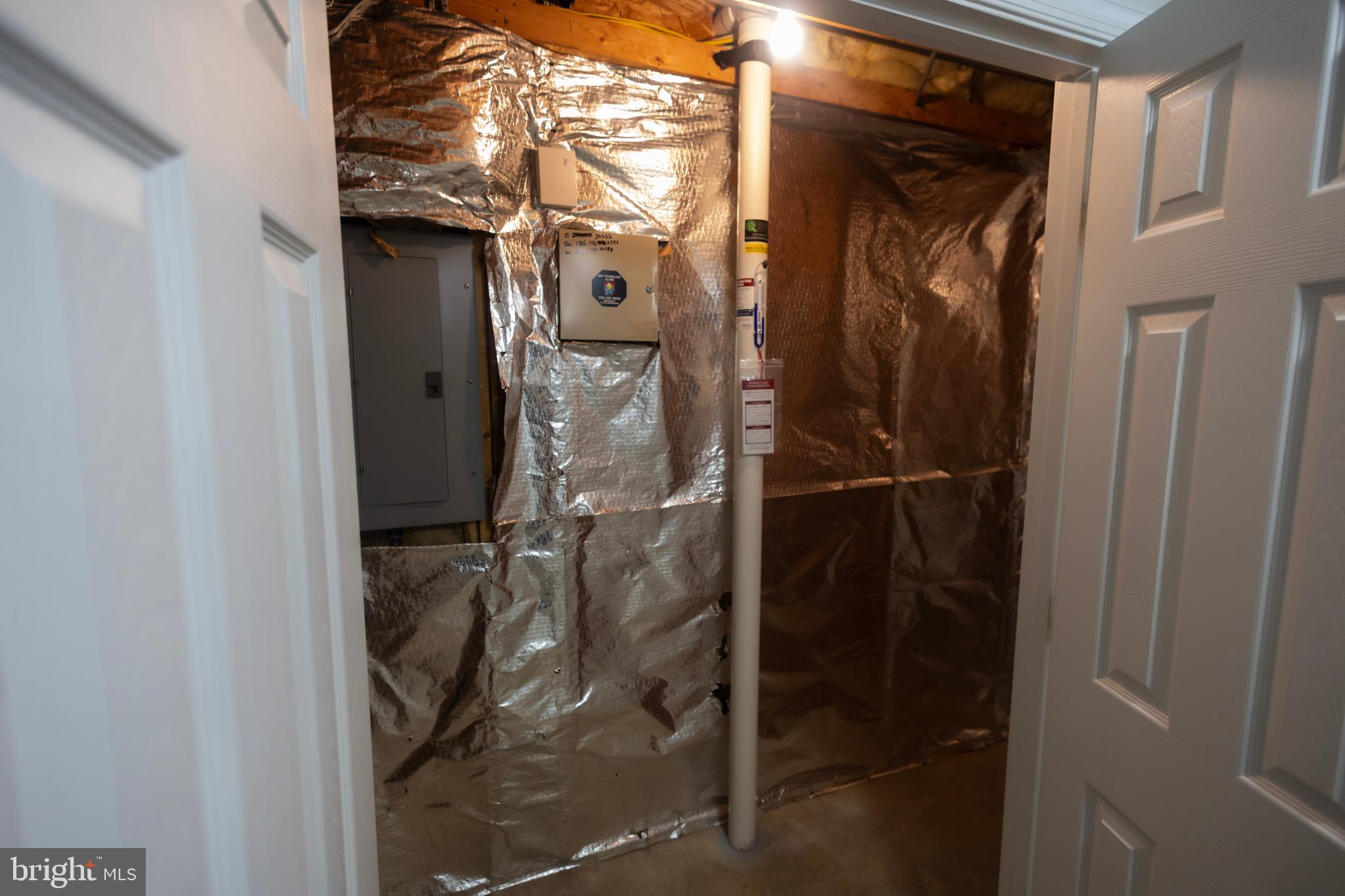 LAKE JAMESON - Residential