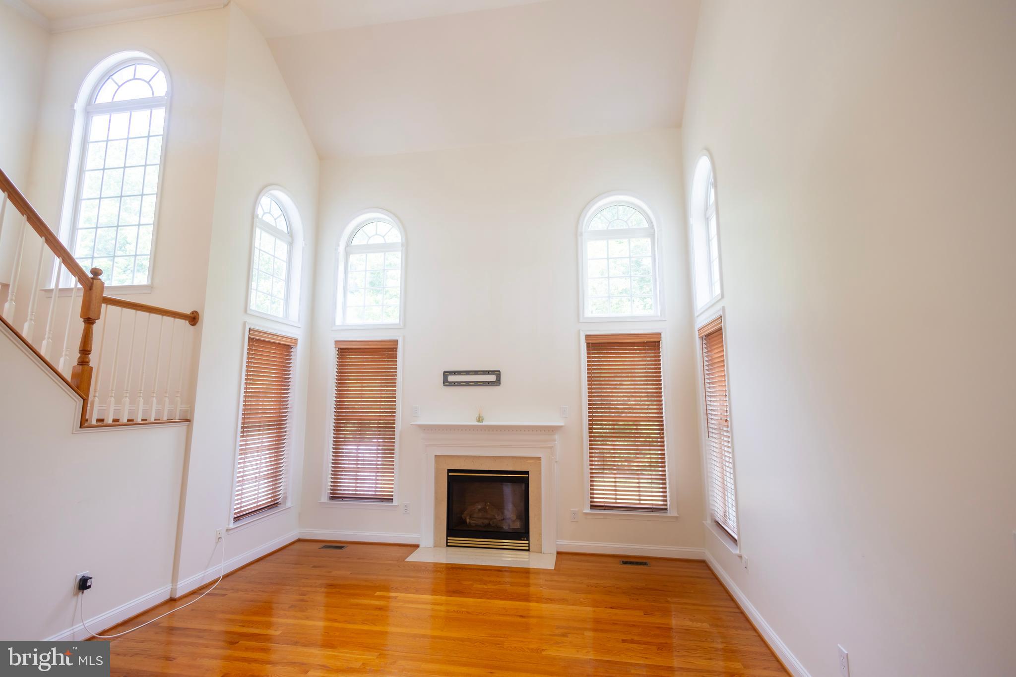 LAKE JAMESON - Residential