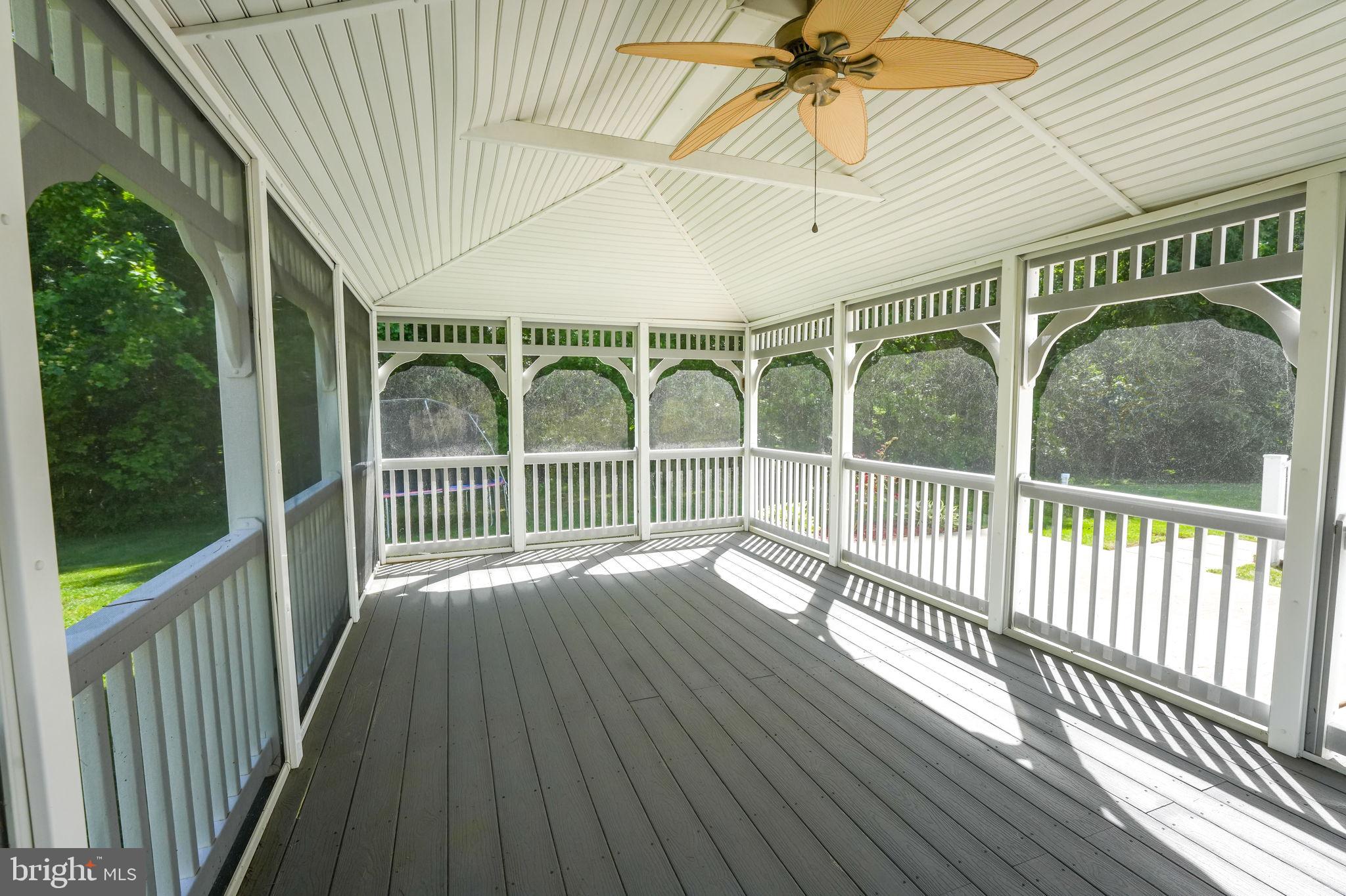 LAKE JAMESON - Residential