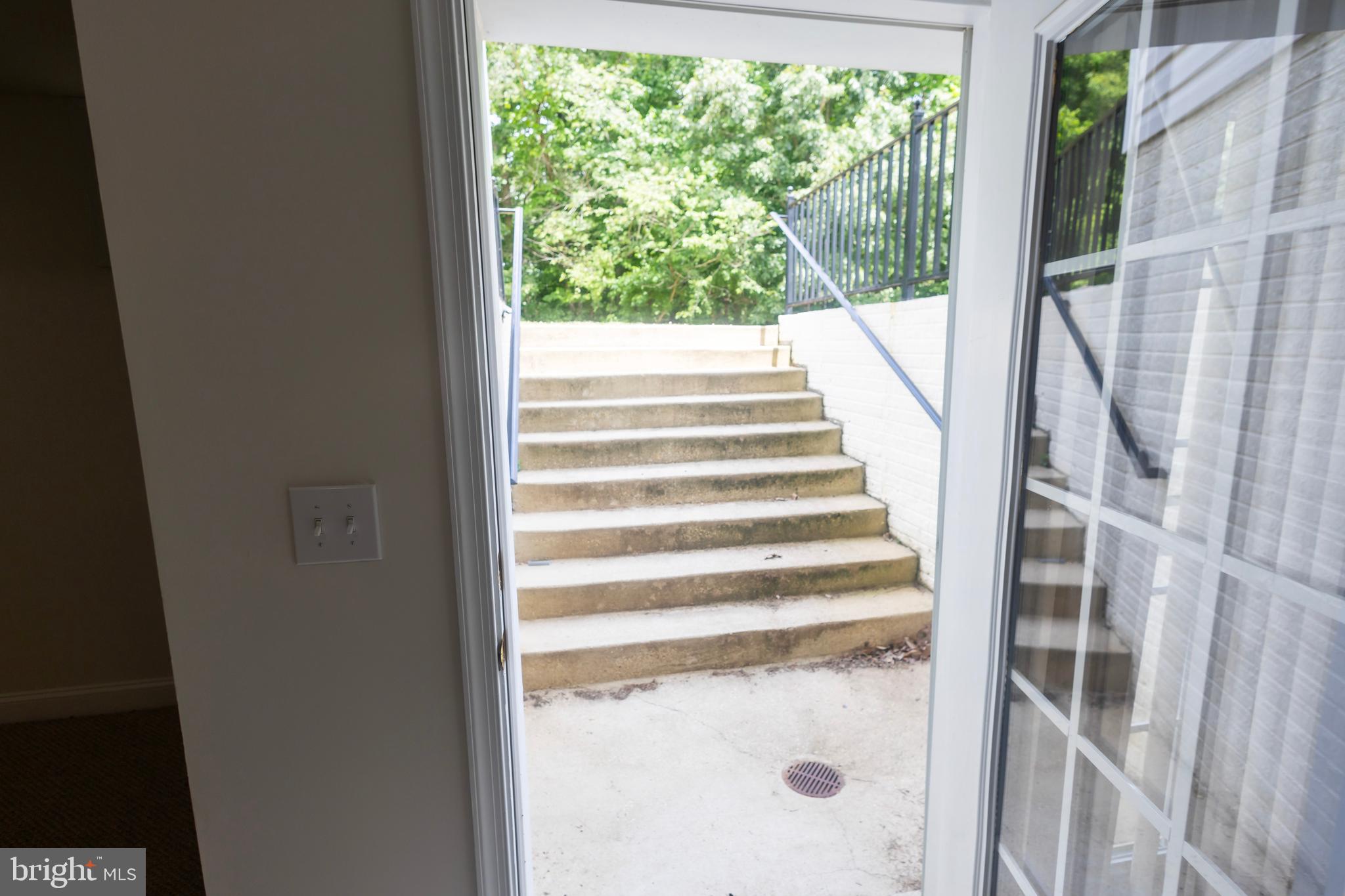 LAKE JAMESON - Residential