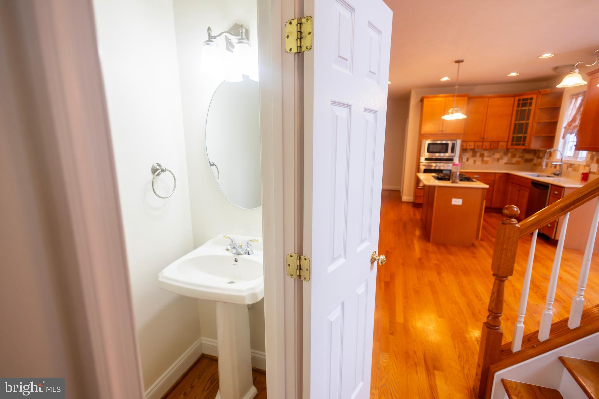 LAKE JAMESON - Residential