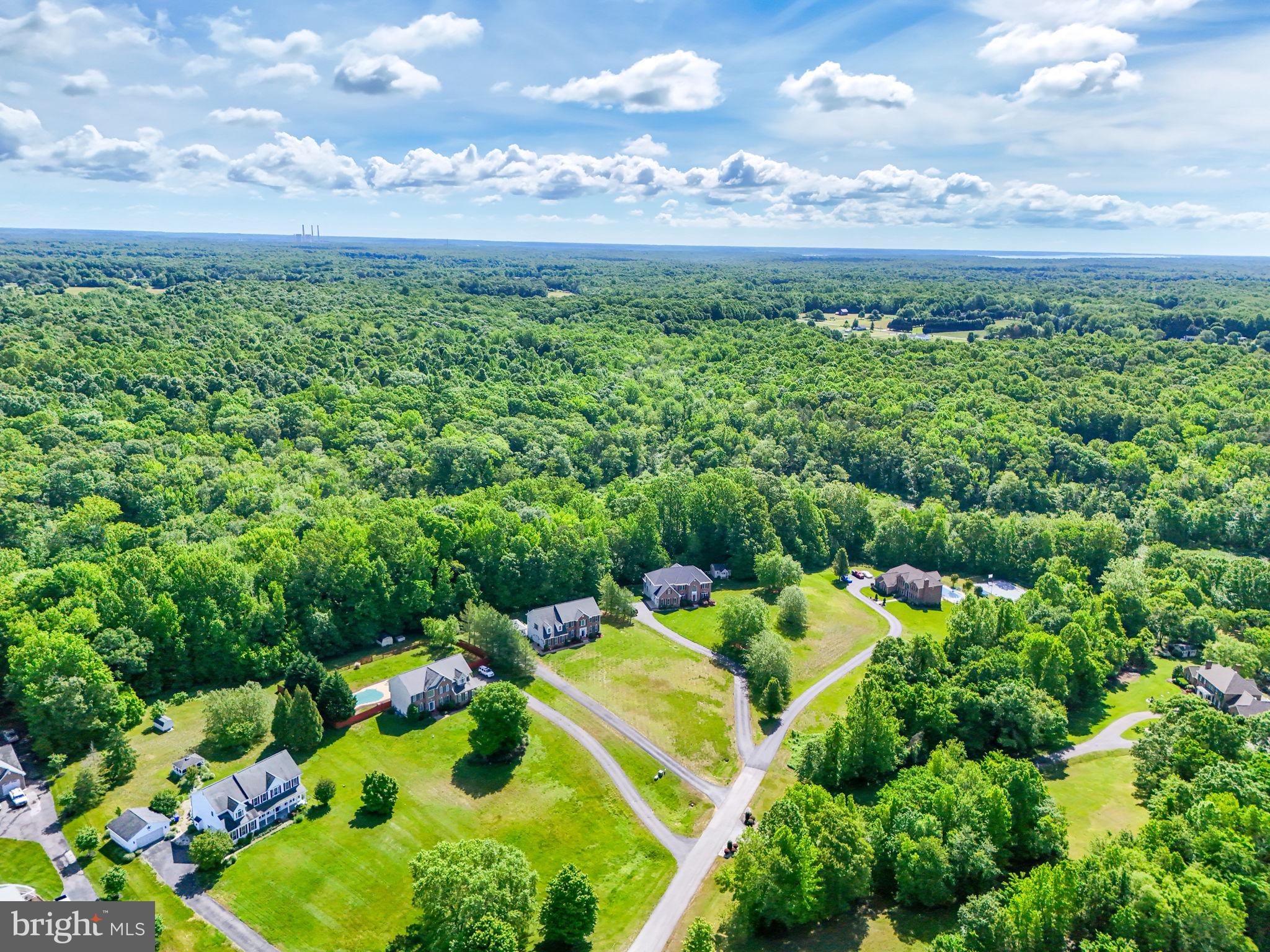 LAKE JAMESON - Residential