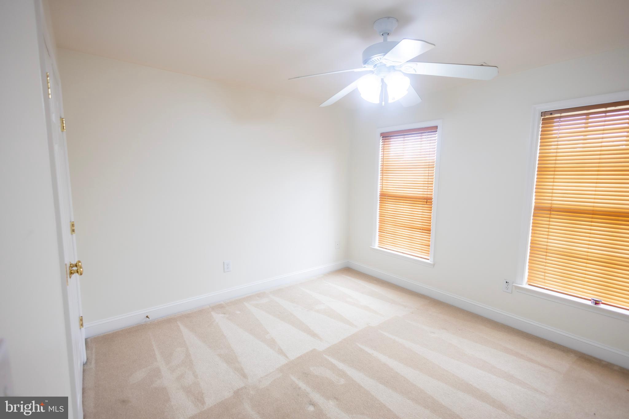 LAKE JAMESON - Residential