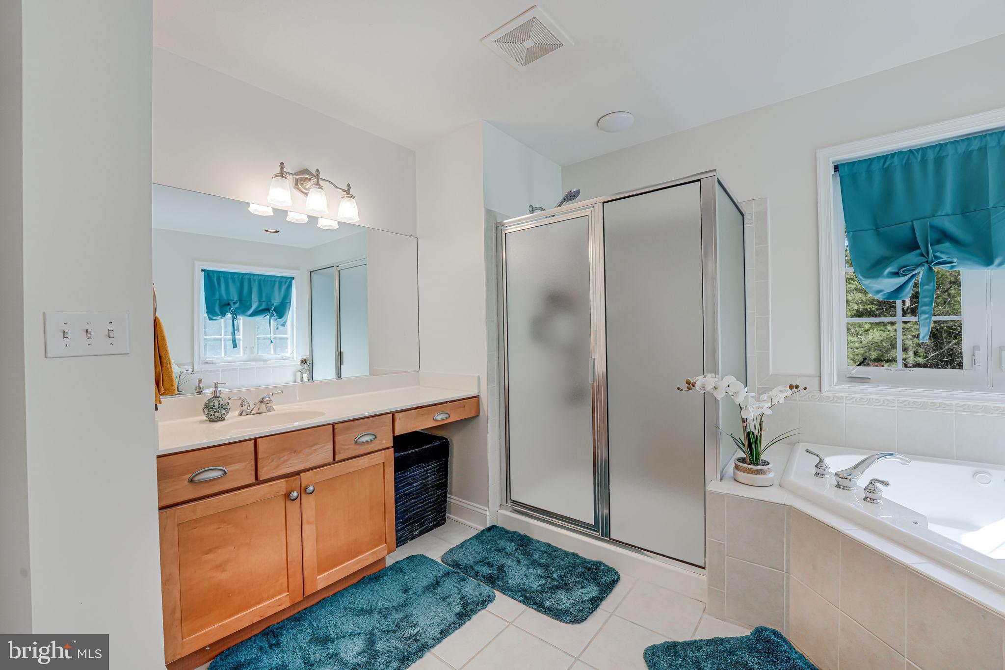 LAKE JAMESON - Residential