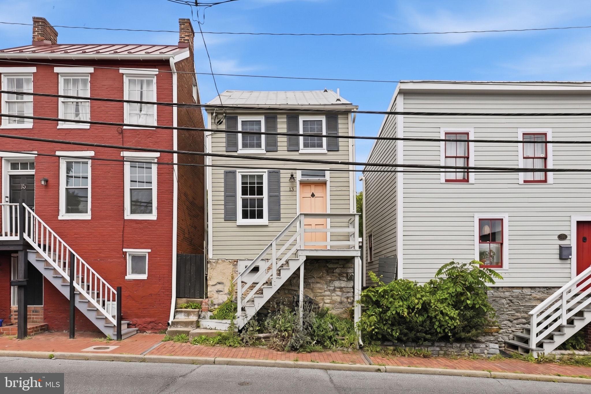 13 S BENTZ STREET